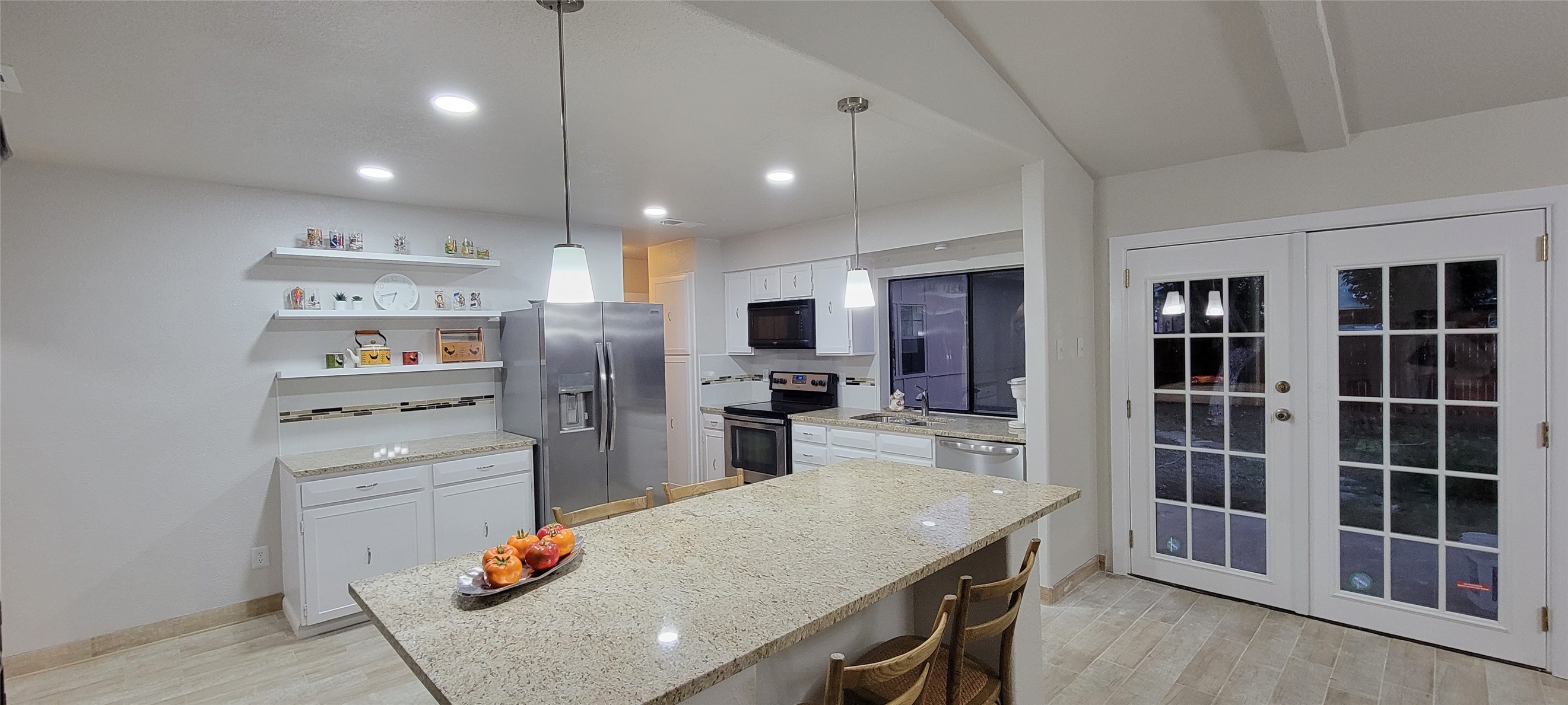 5526 Excalibur Drive