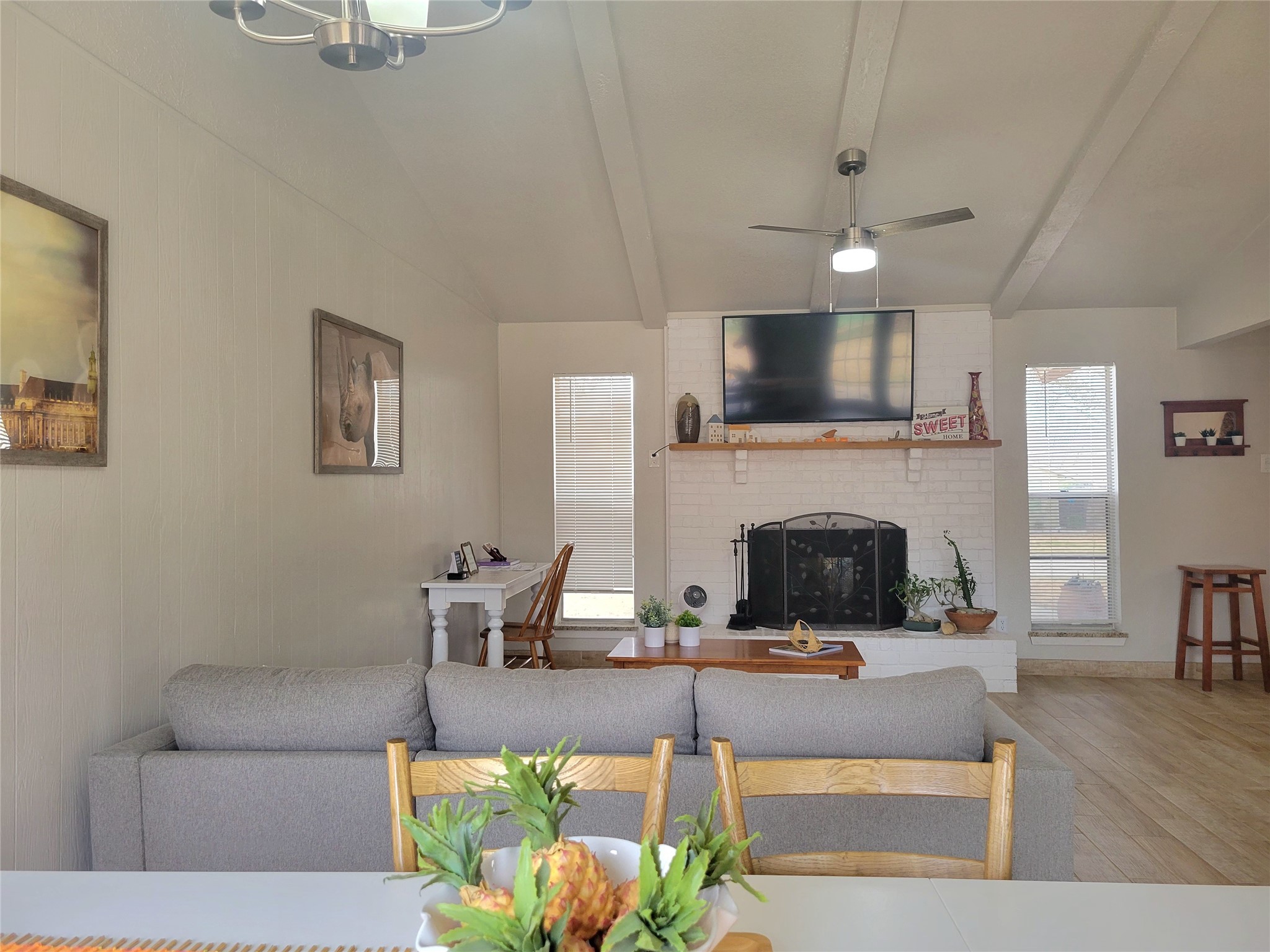 5526 Excalibur Drive