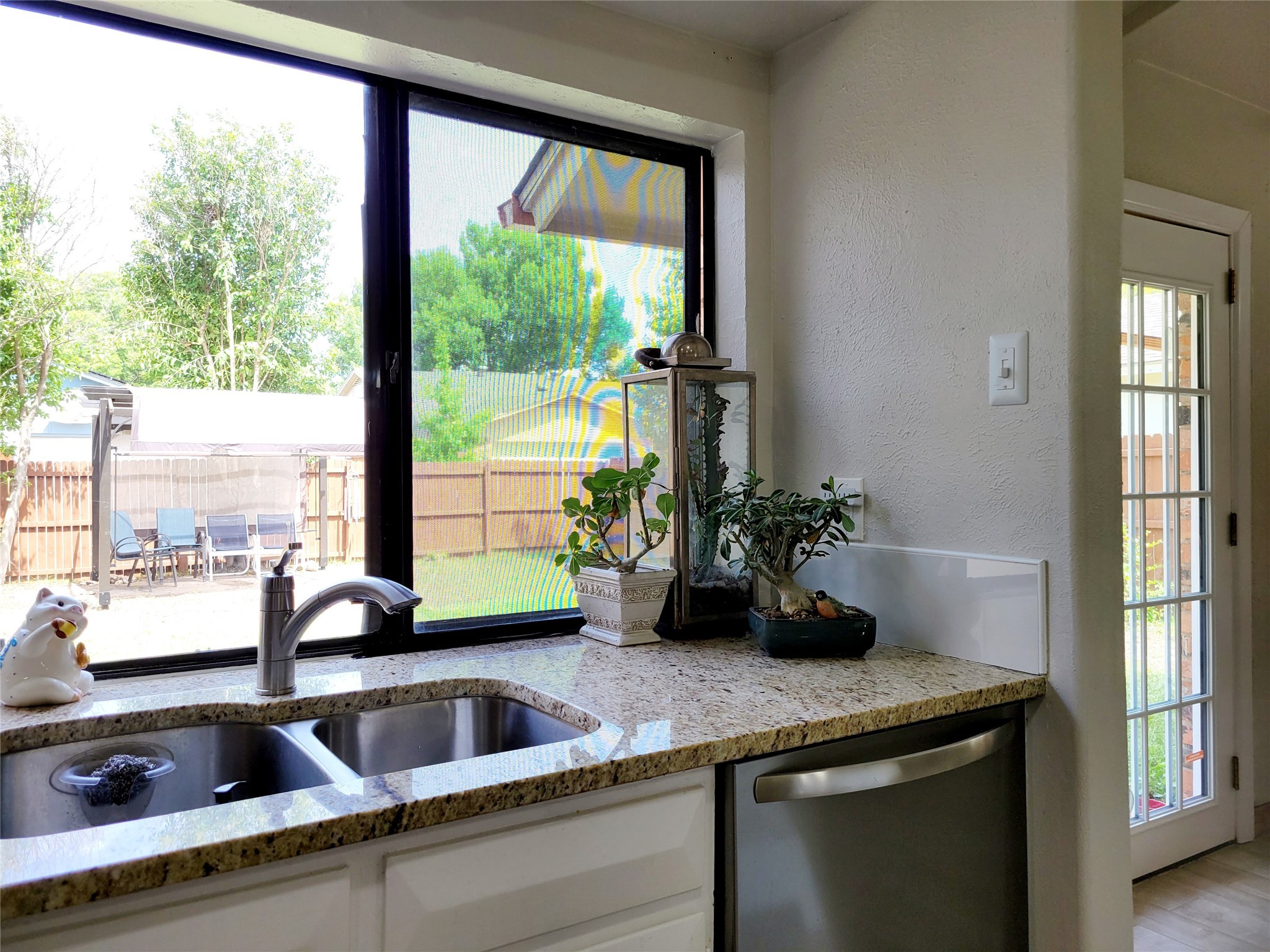 5526 Excalibur Drive