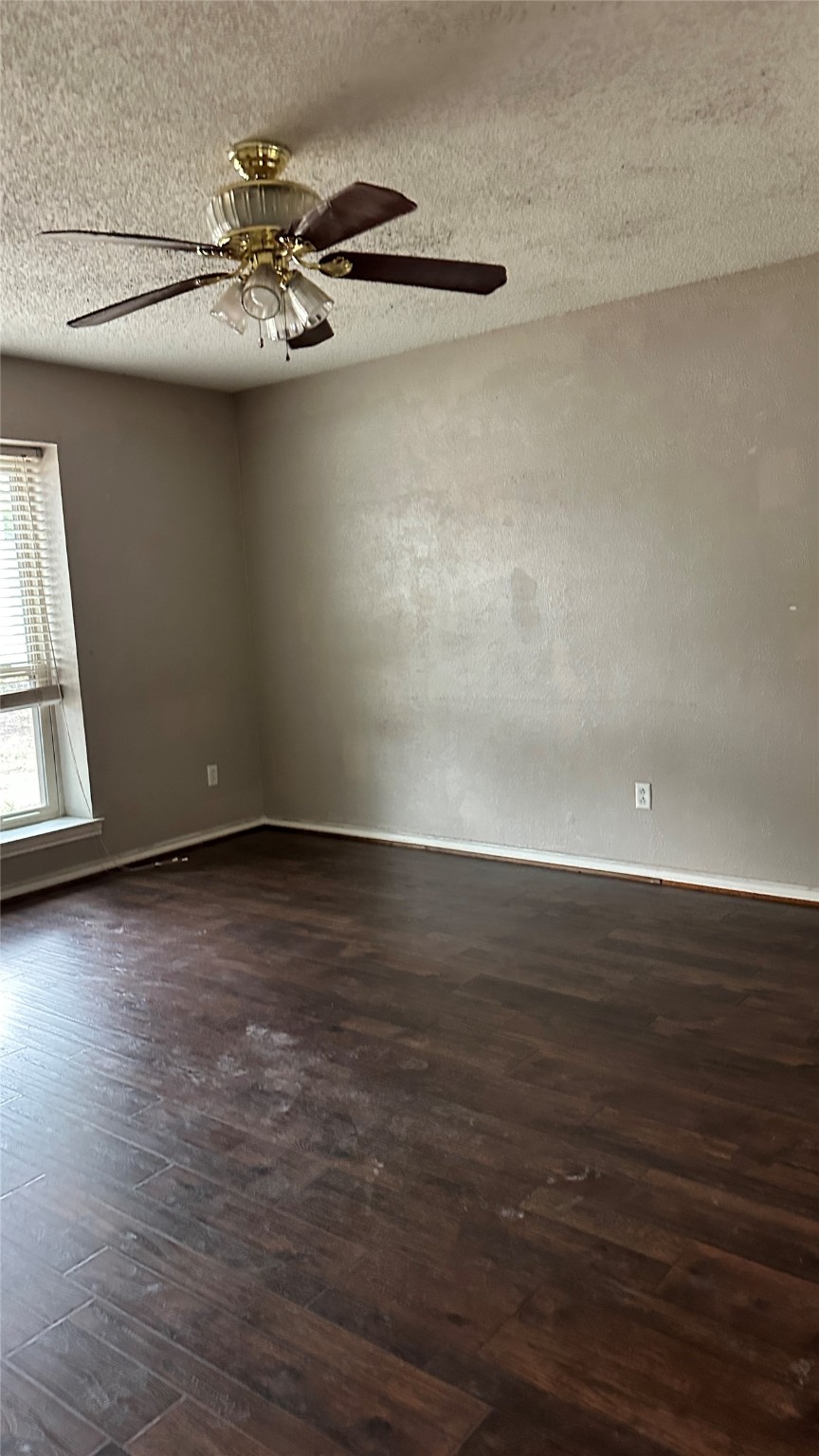 3018 Apple Valley Drive