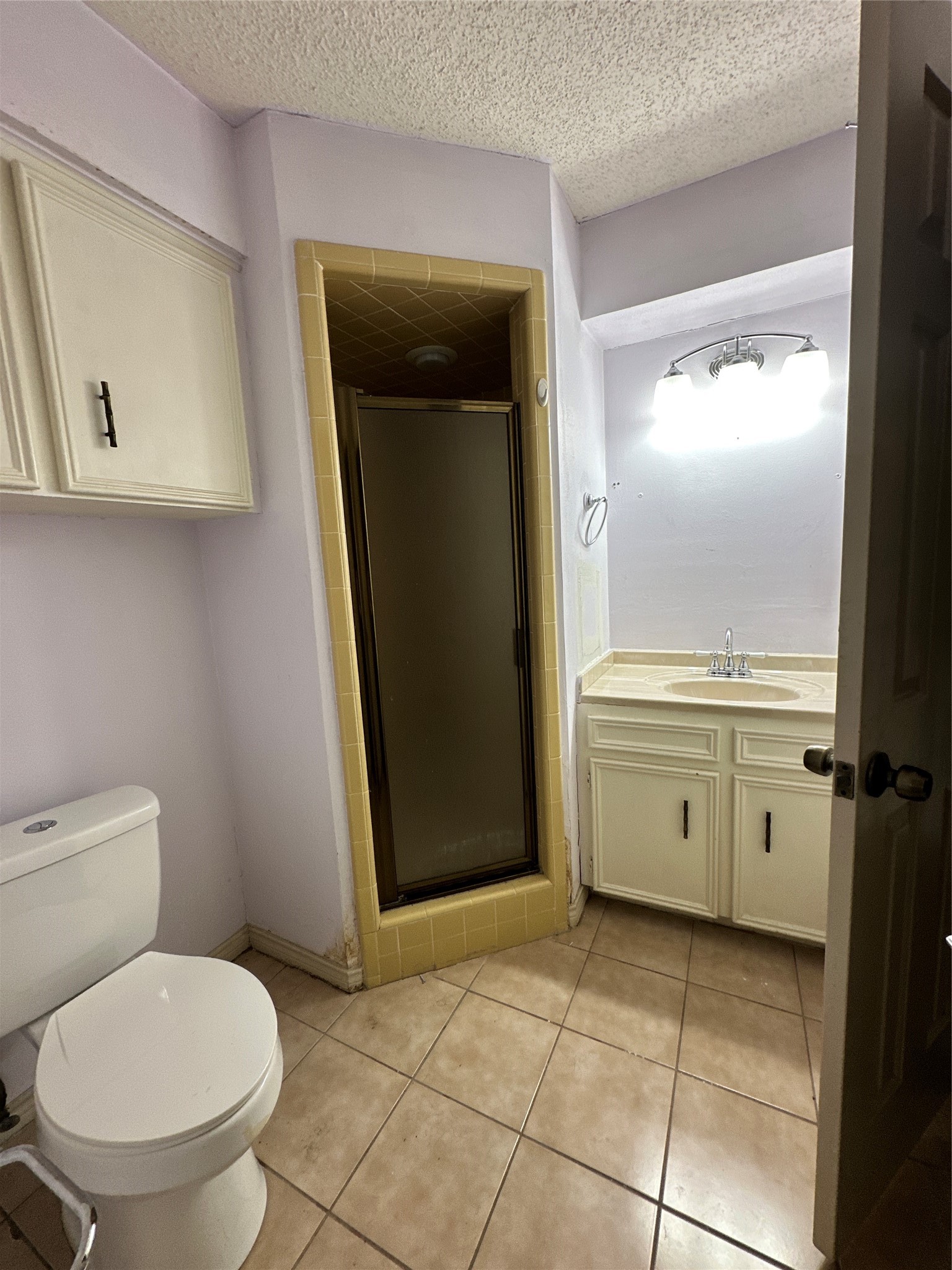 3018 Apple Valley Drive