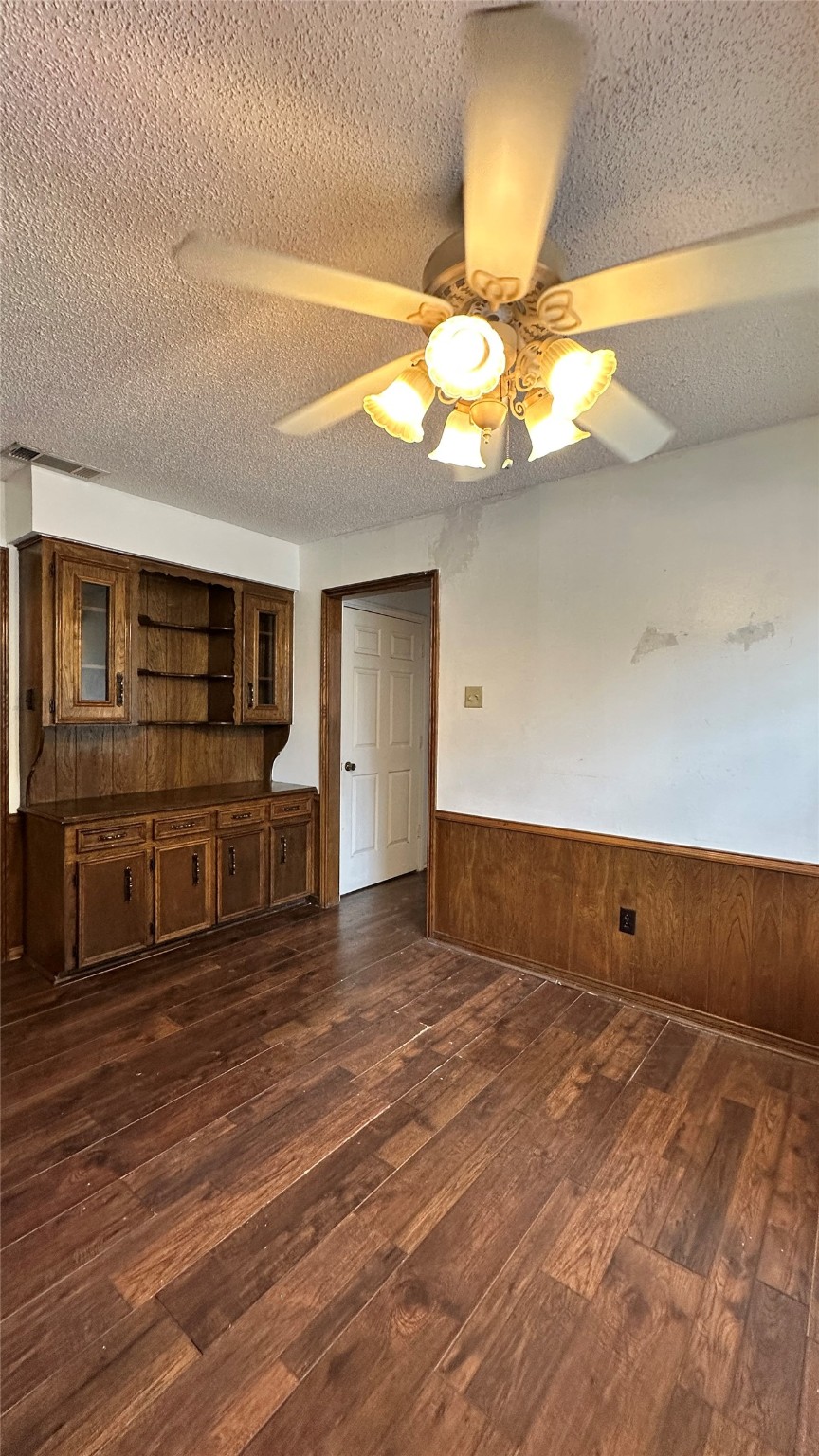 3018 Apple Valley Drive