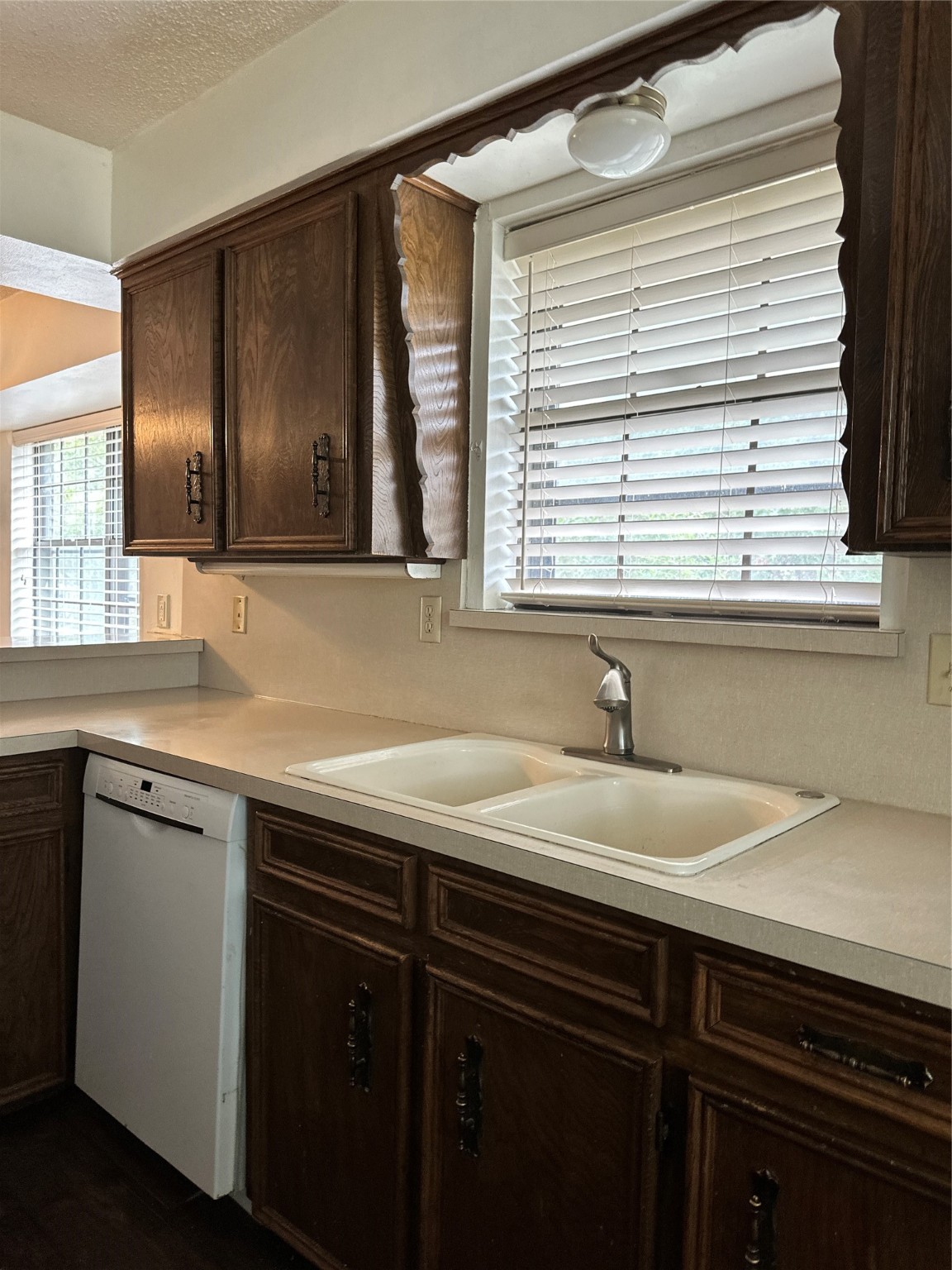 3018 Apple Valley Drive