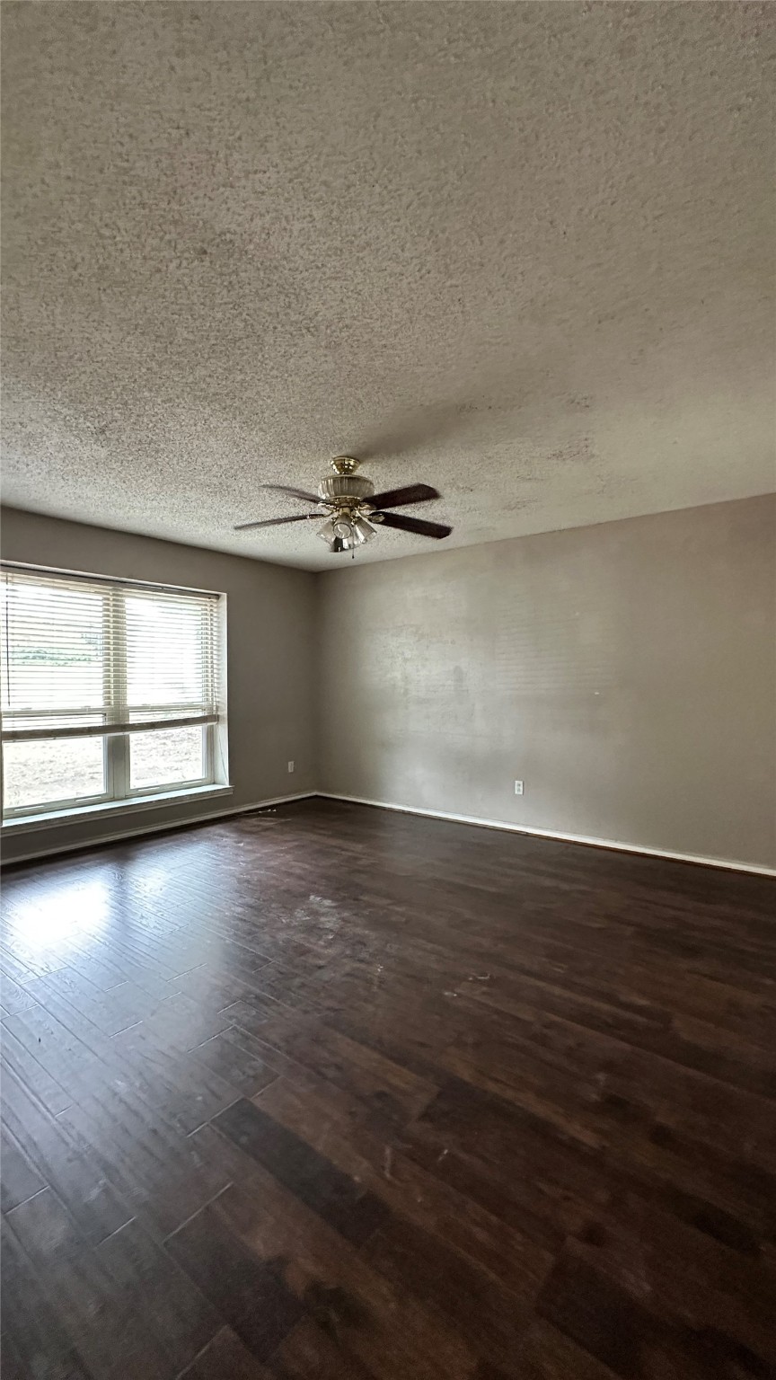 3018 Apple Valley Drive