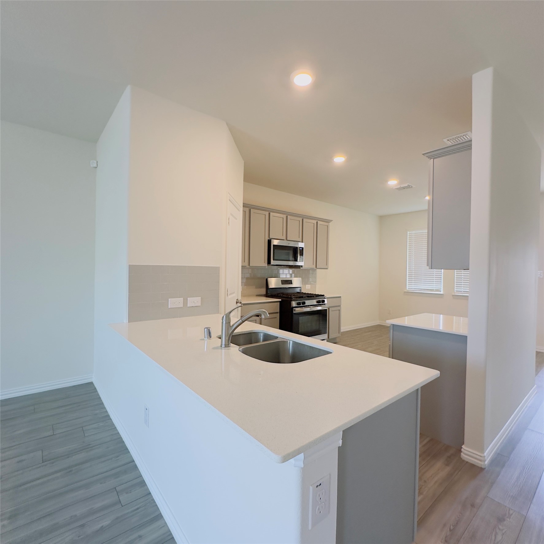 2513 Real Quiet Drive