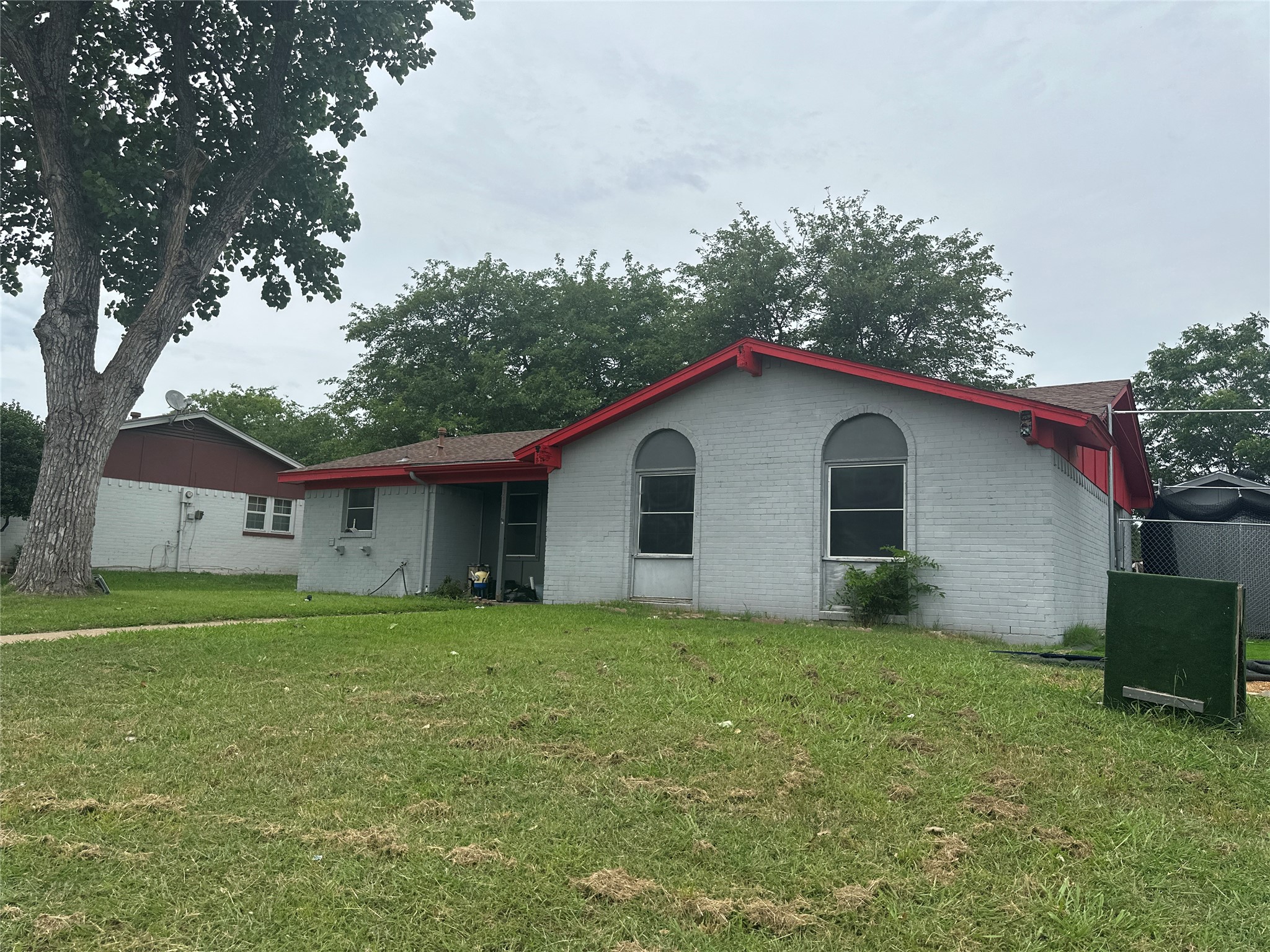 313 Victoria Drive