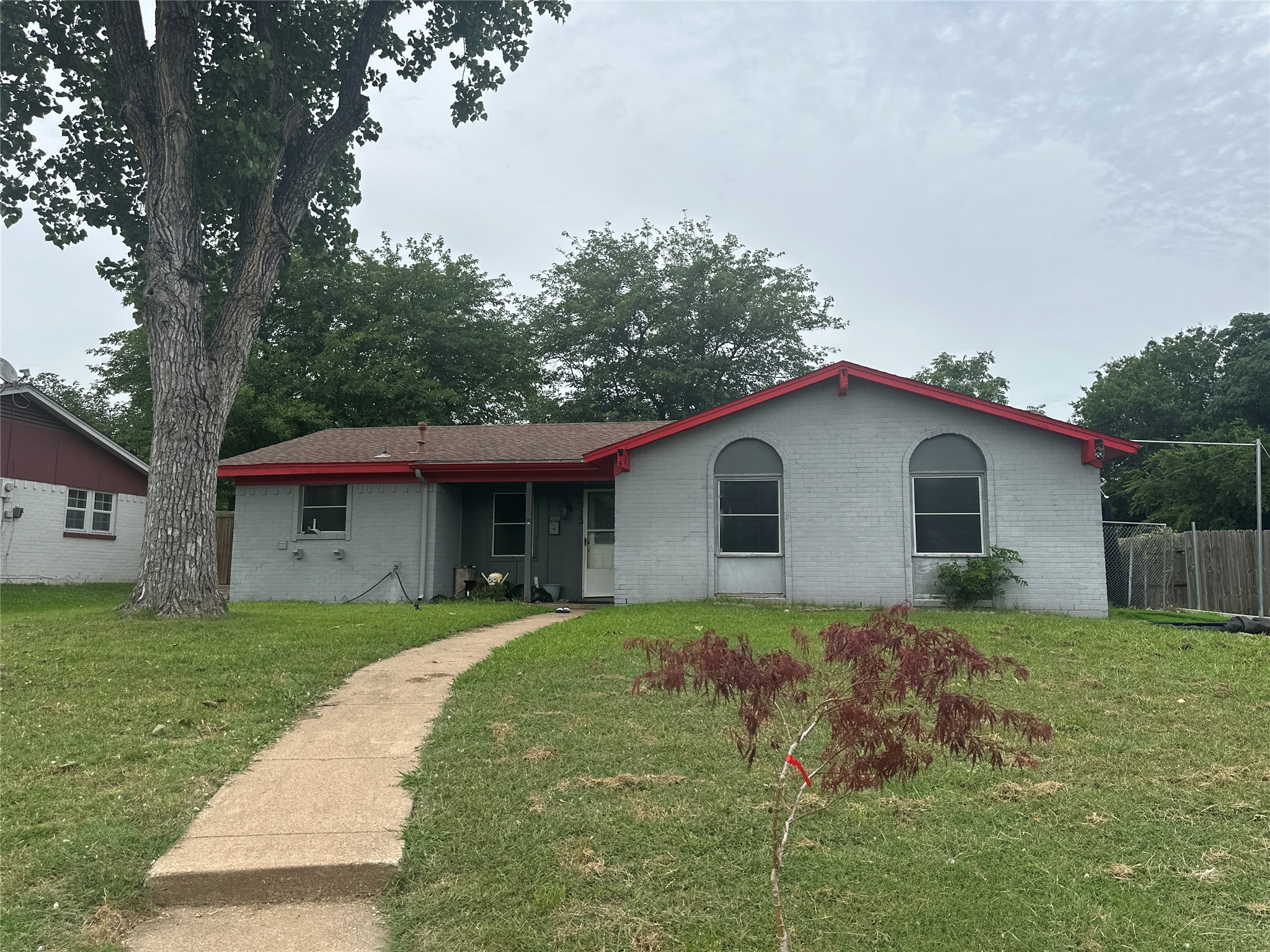 313 Victoria Drive