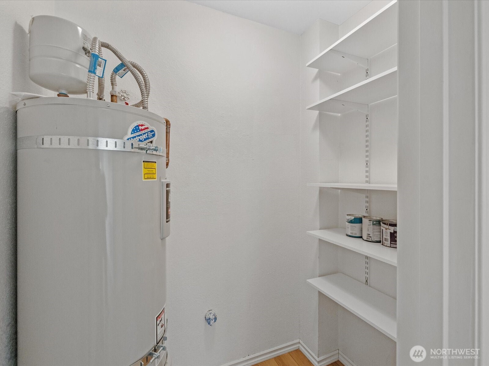 23001 Lakeview Drive Unit: 103