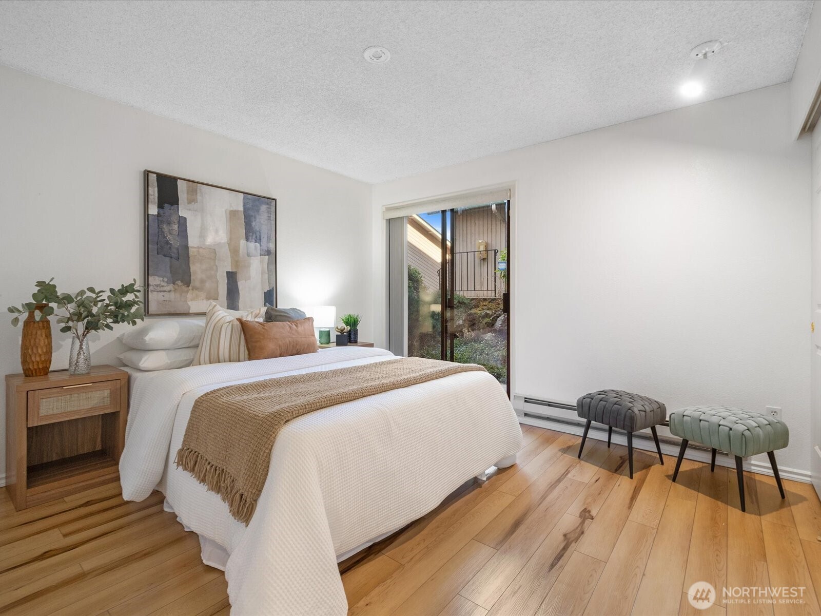 23001 Lakeview Drive Unit: 103