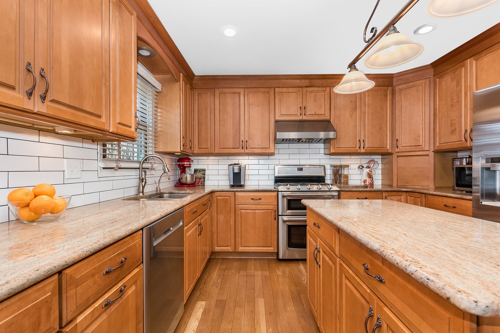 1533 Ambleside Circle