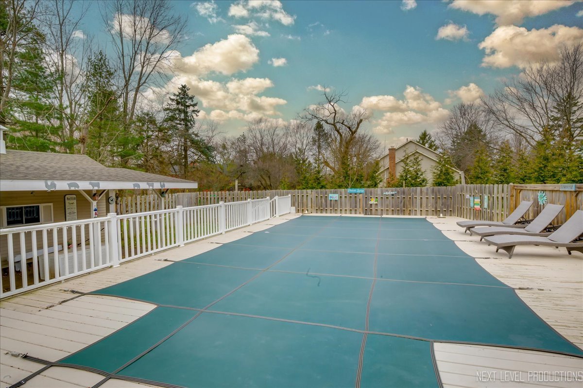 39W445 Overcup Court