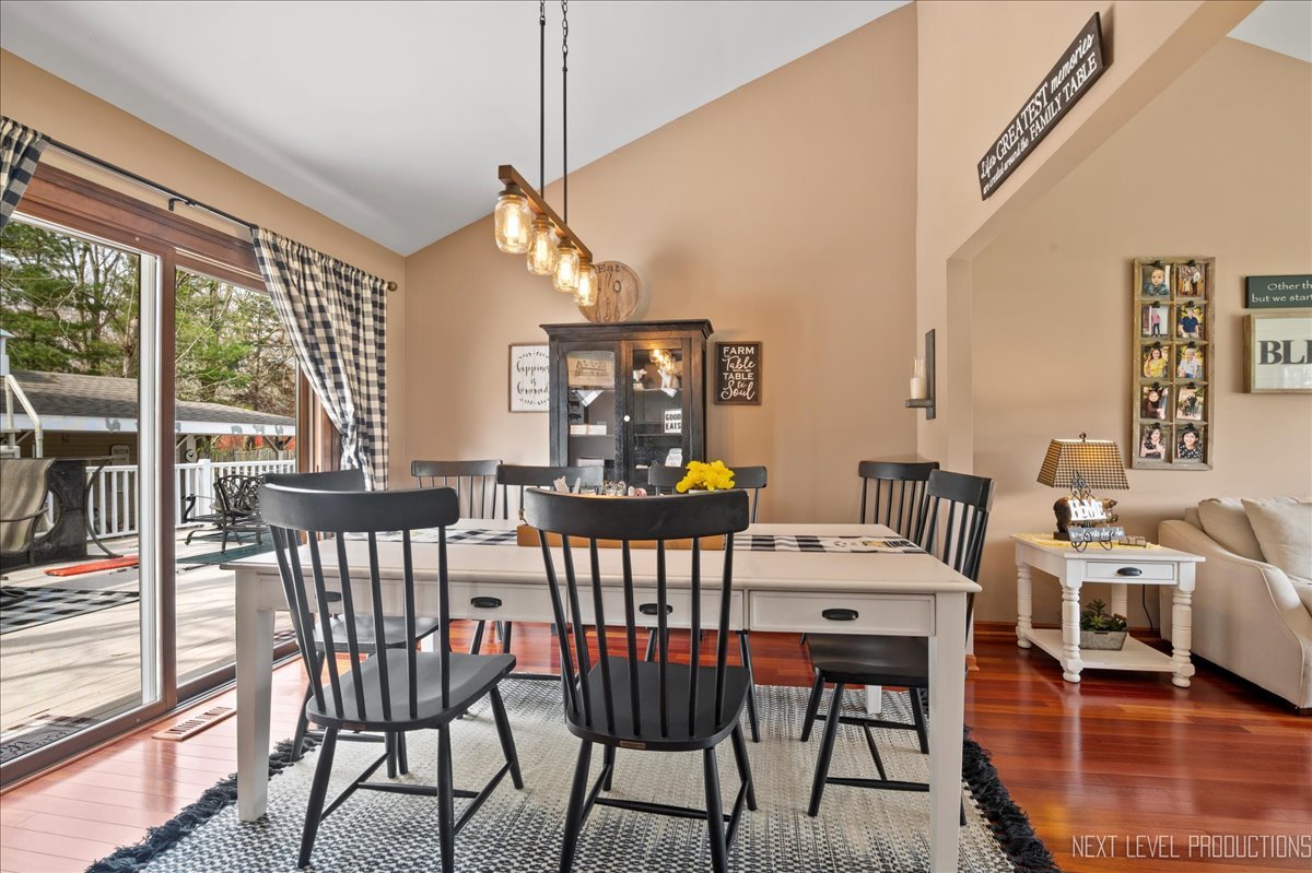 39W445 Overcup Court