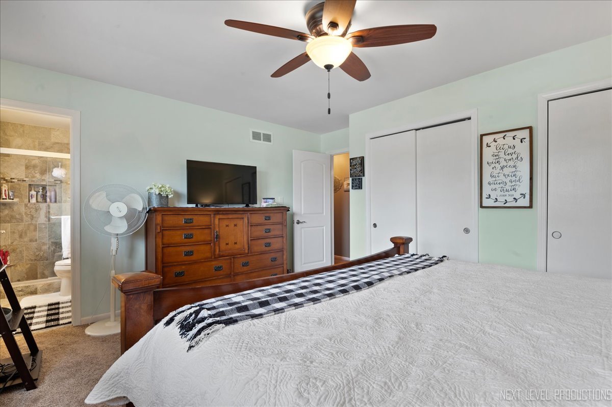 39W445 Overcup Court