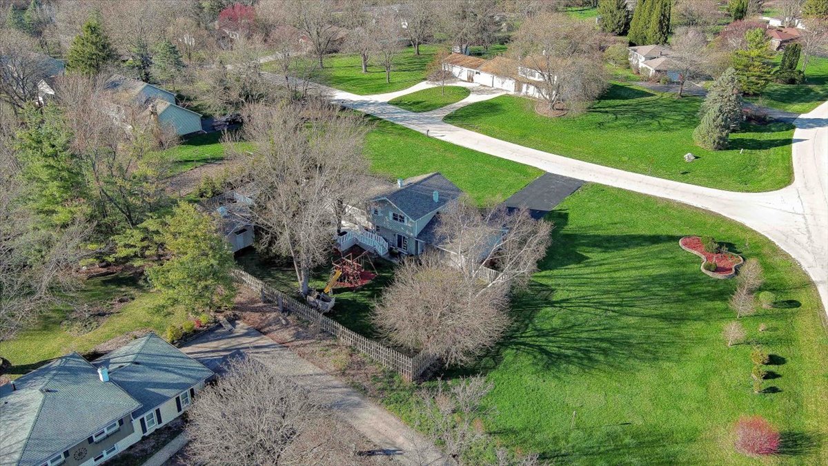39W445 Overcup Court