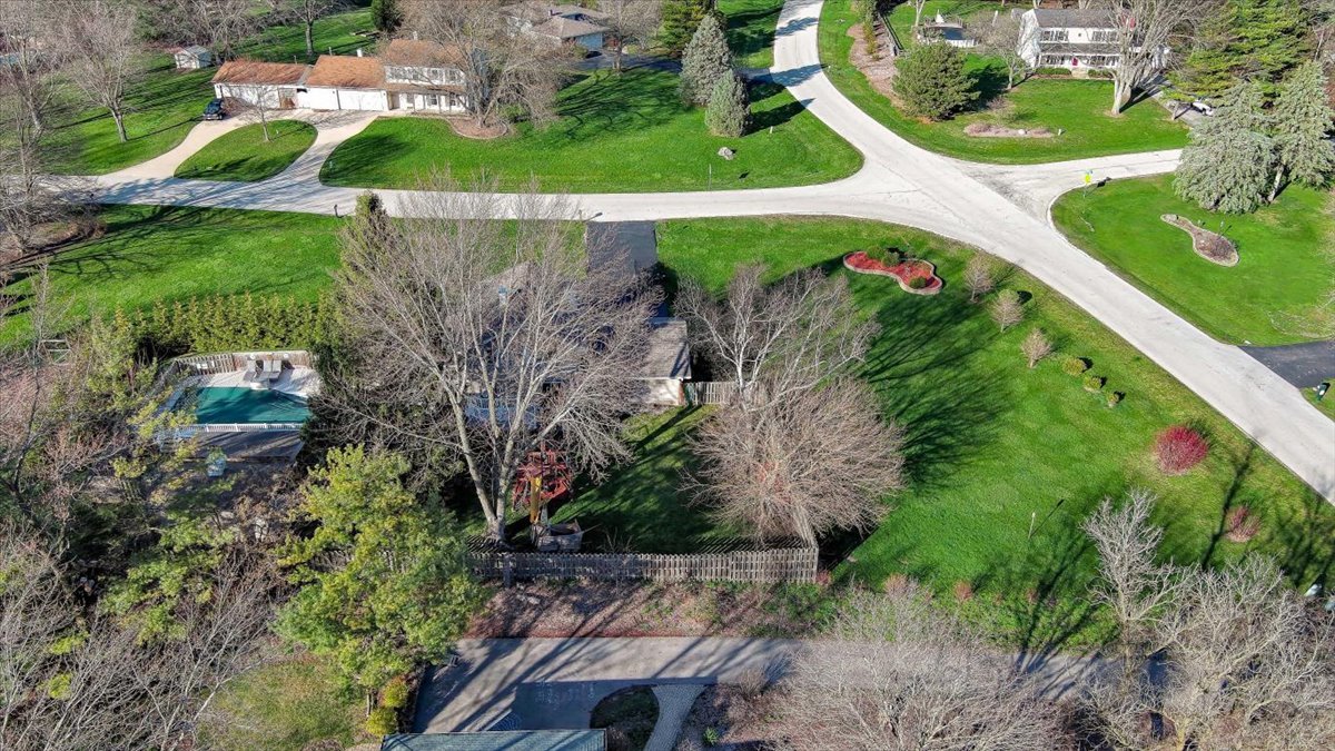 39W445 Overcup Court