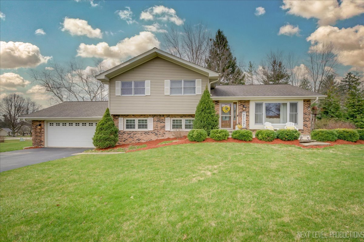 39W445 Overcup Court