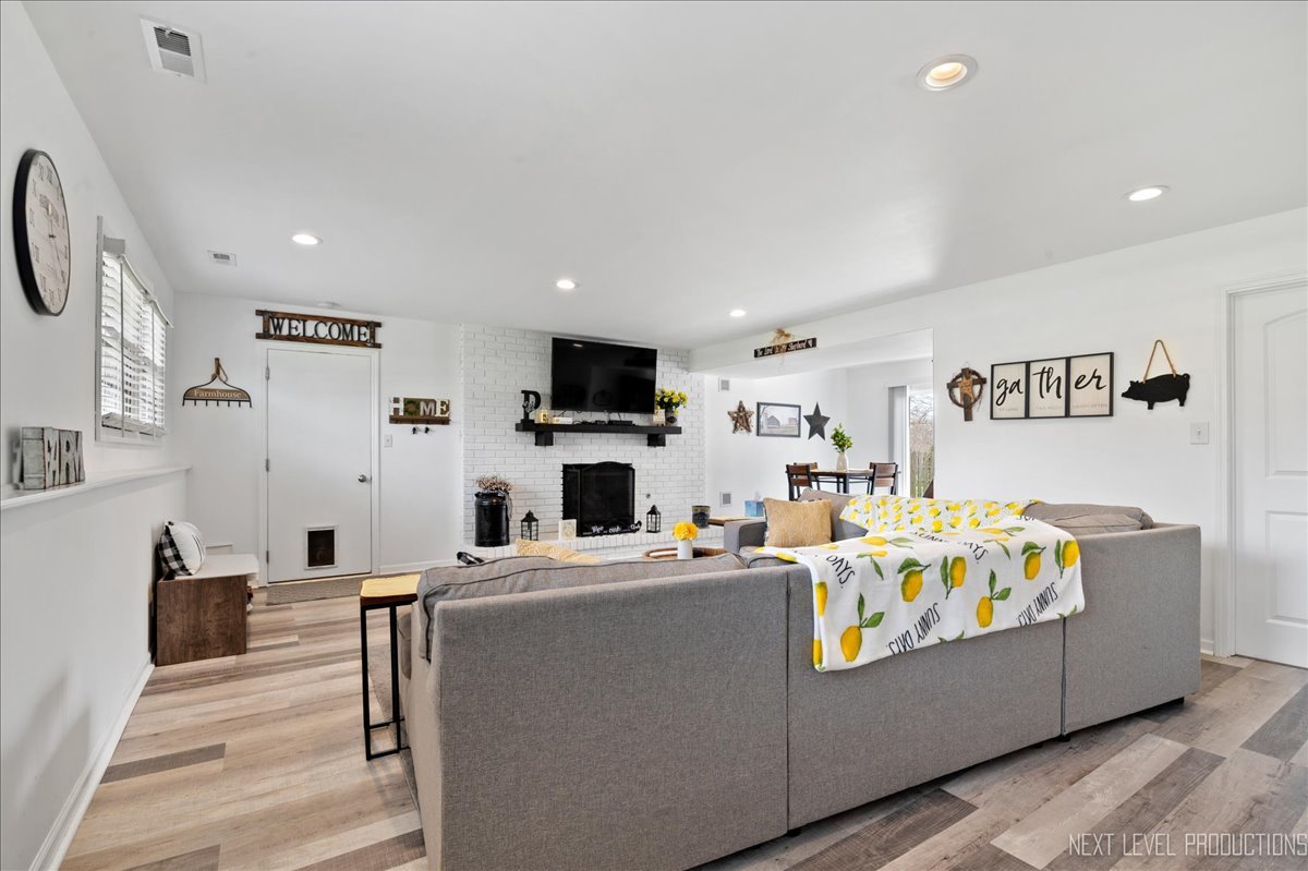 39W445 Overcup Court