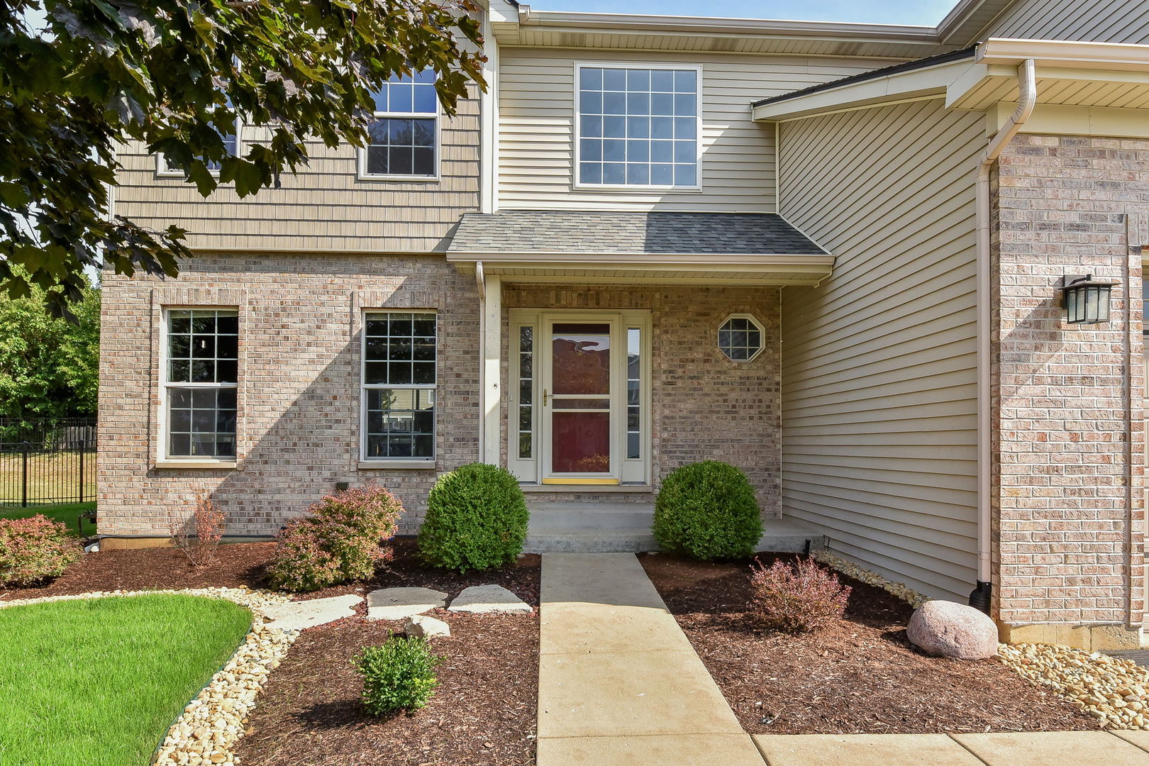1999 Seaview Drive
