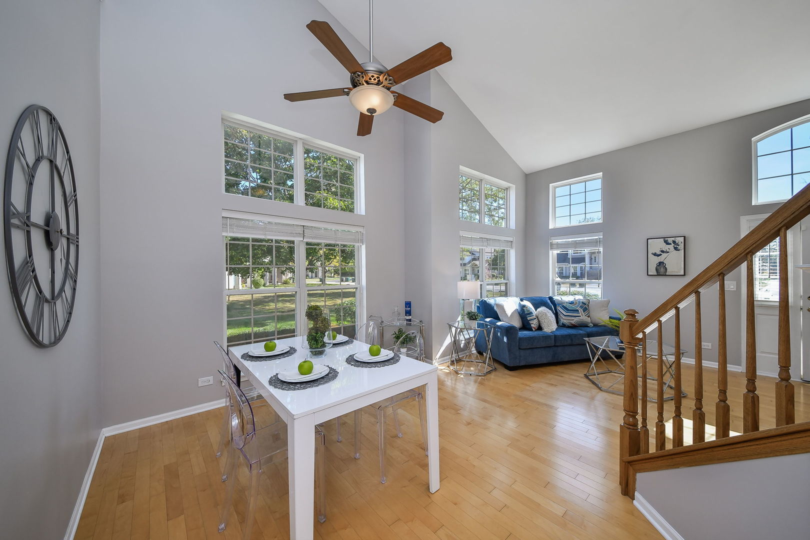 1355 SPENCER Lane Unit: 1355