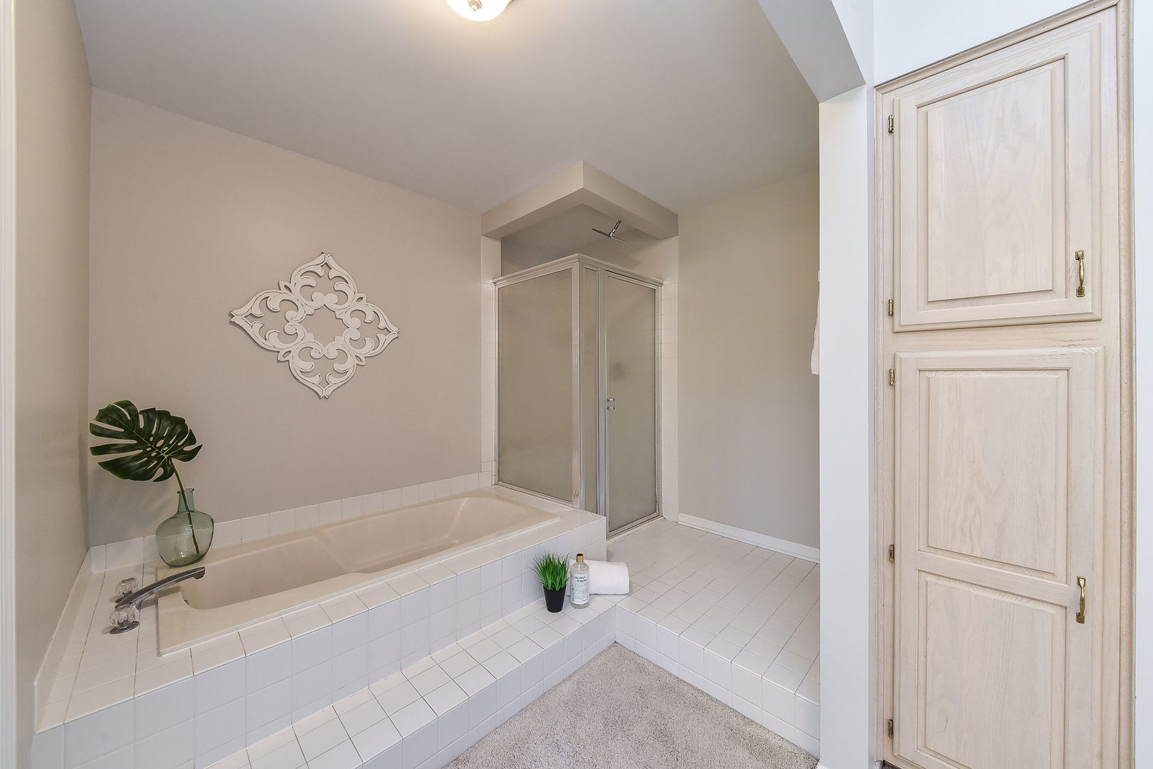 3614 Charlemagne Lane
