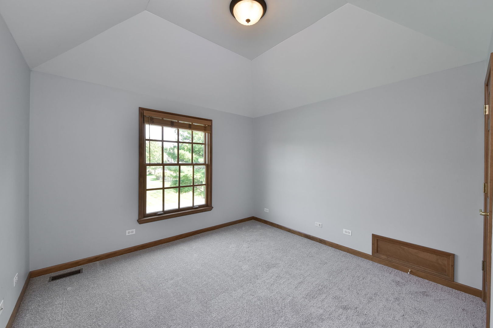 805 Wingfoot Drive