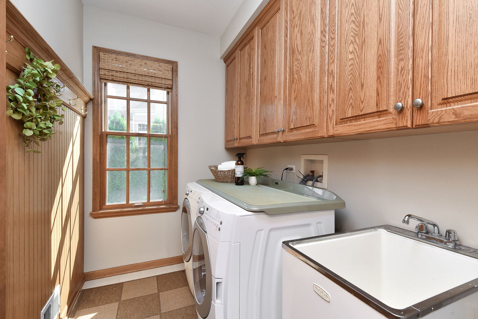 805 Wingfoot Drive