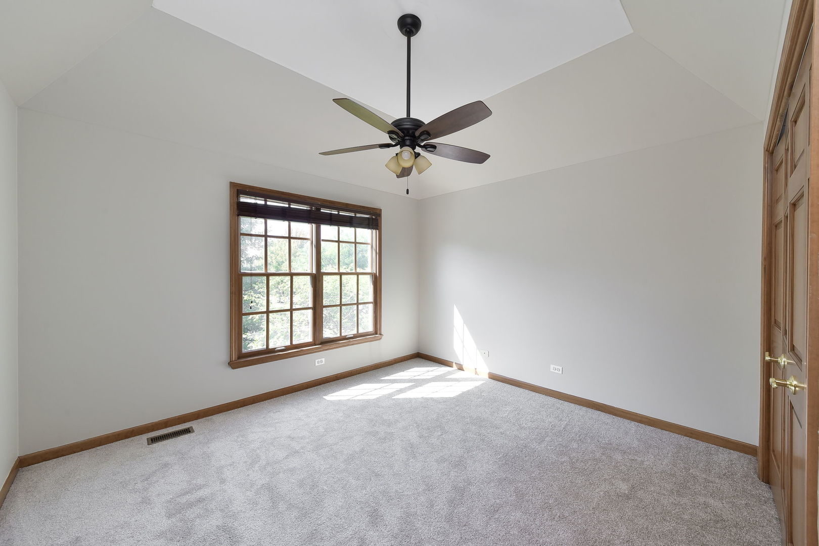 805 Wingfoot Drive