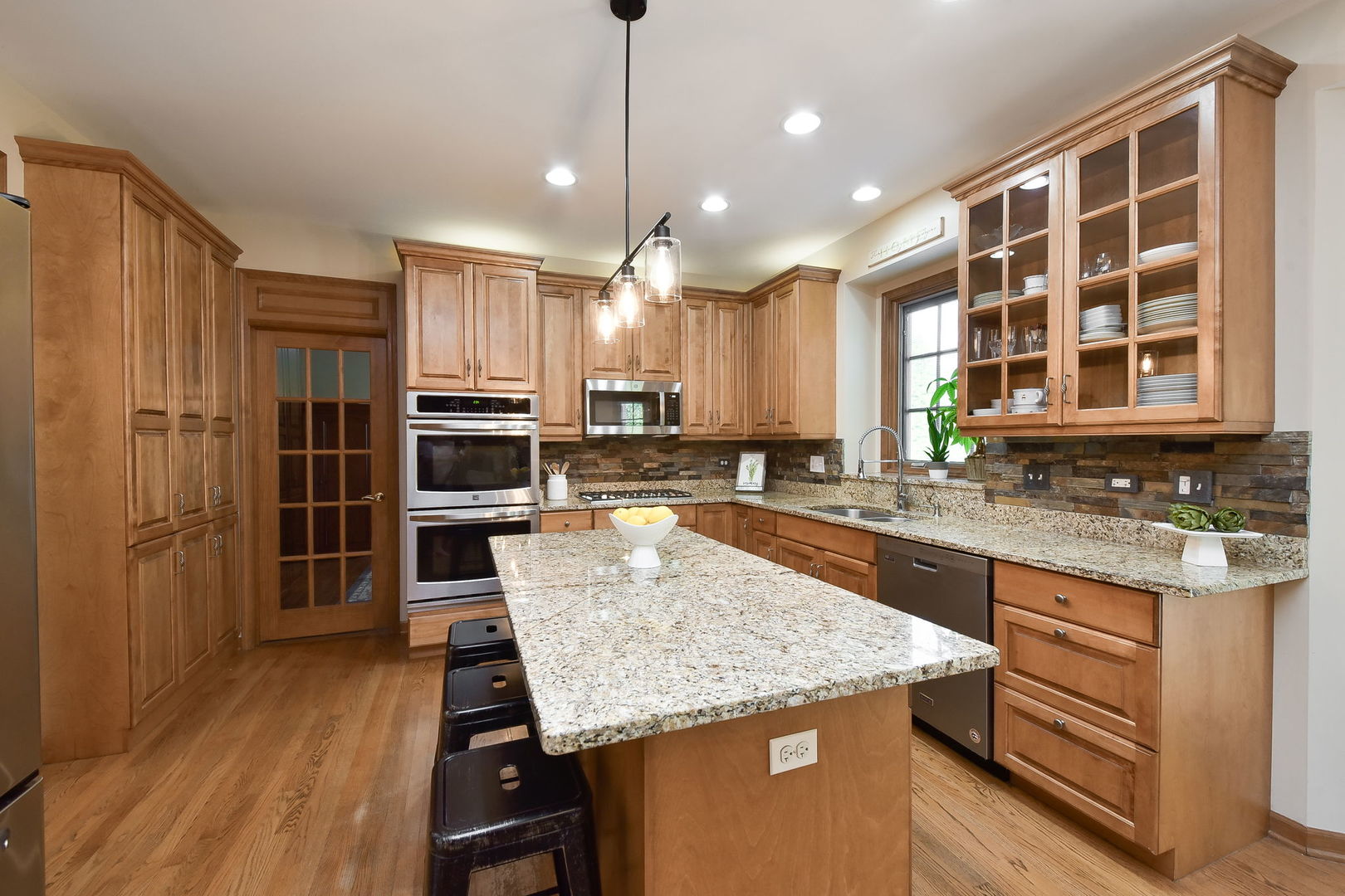 805 Wingfoot Drive