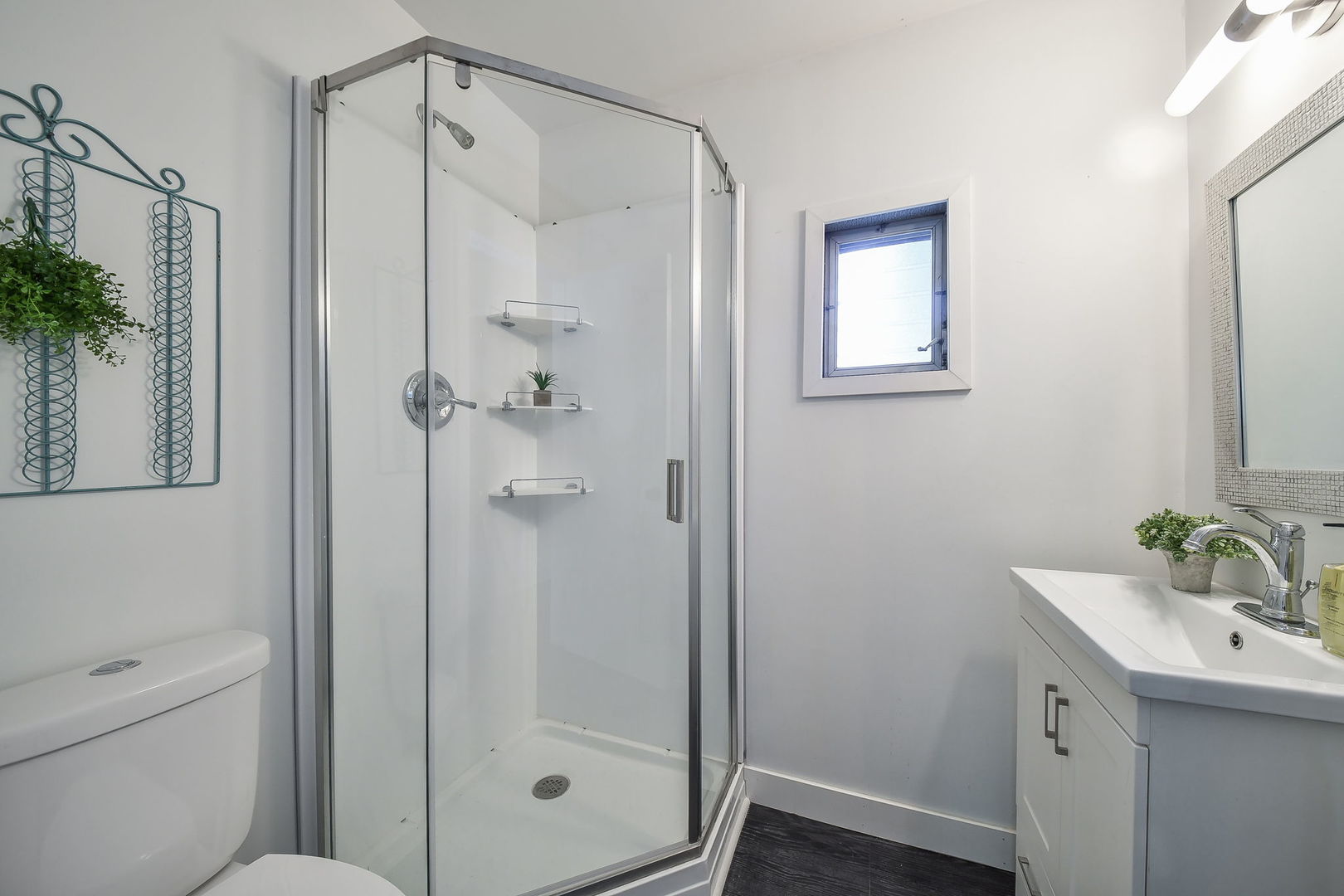37W214 Dean Street