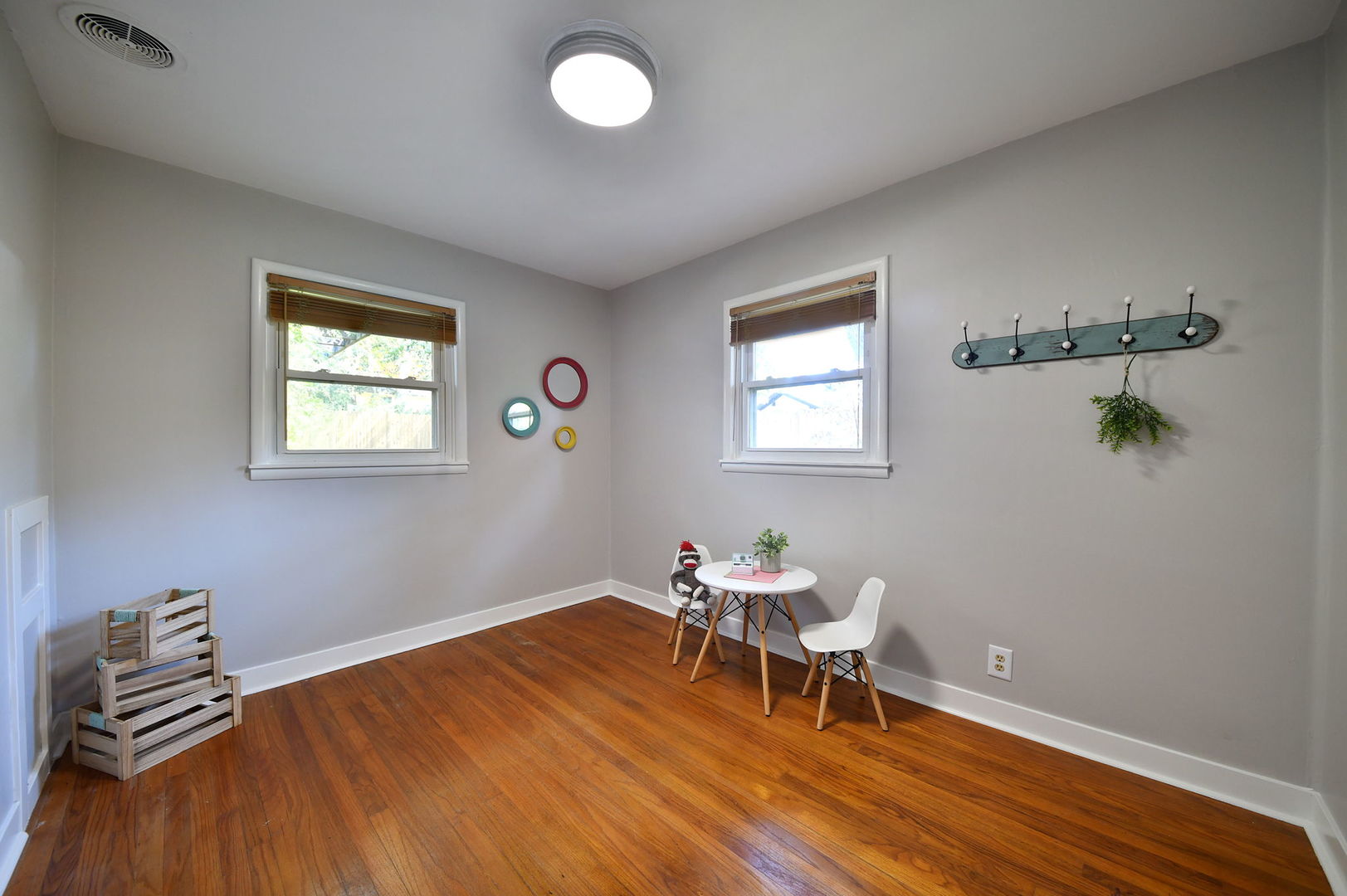 37W214 Dean Street