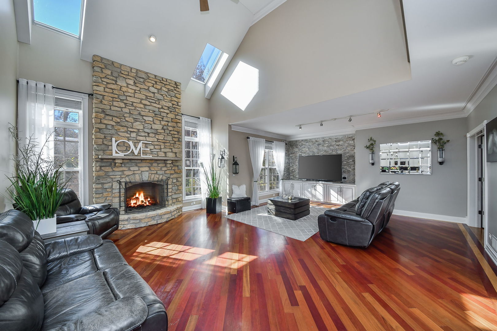 2574 Spring Green Way