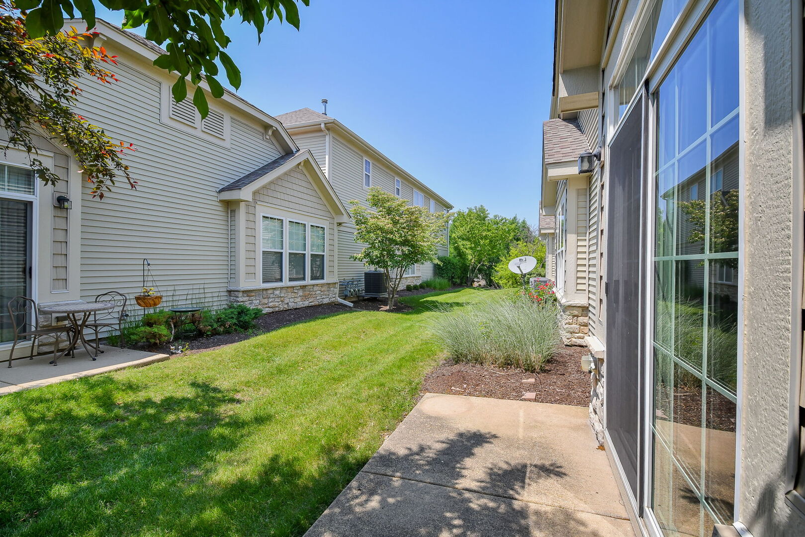 1850 FOXRIDGE Court