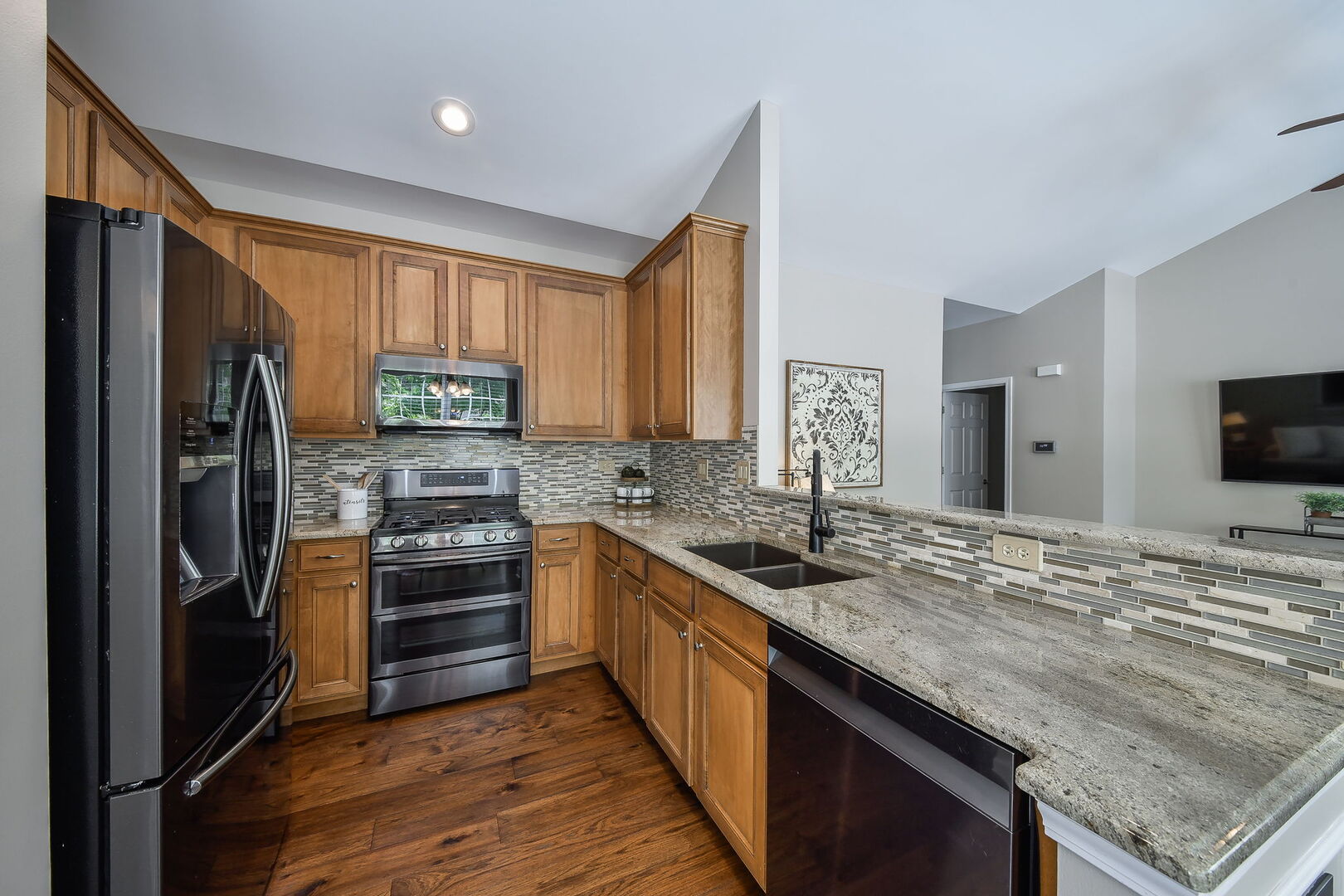 1850 FOXRIDGE Court