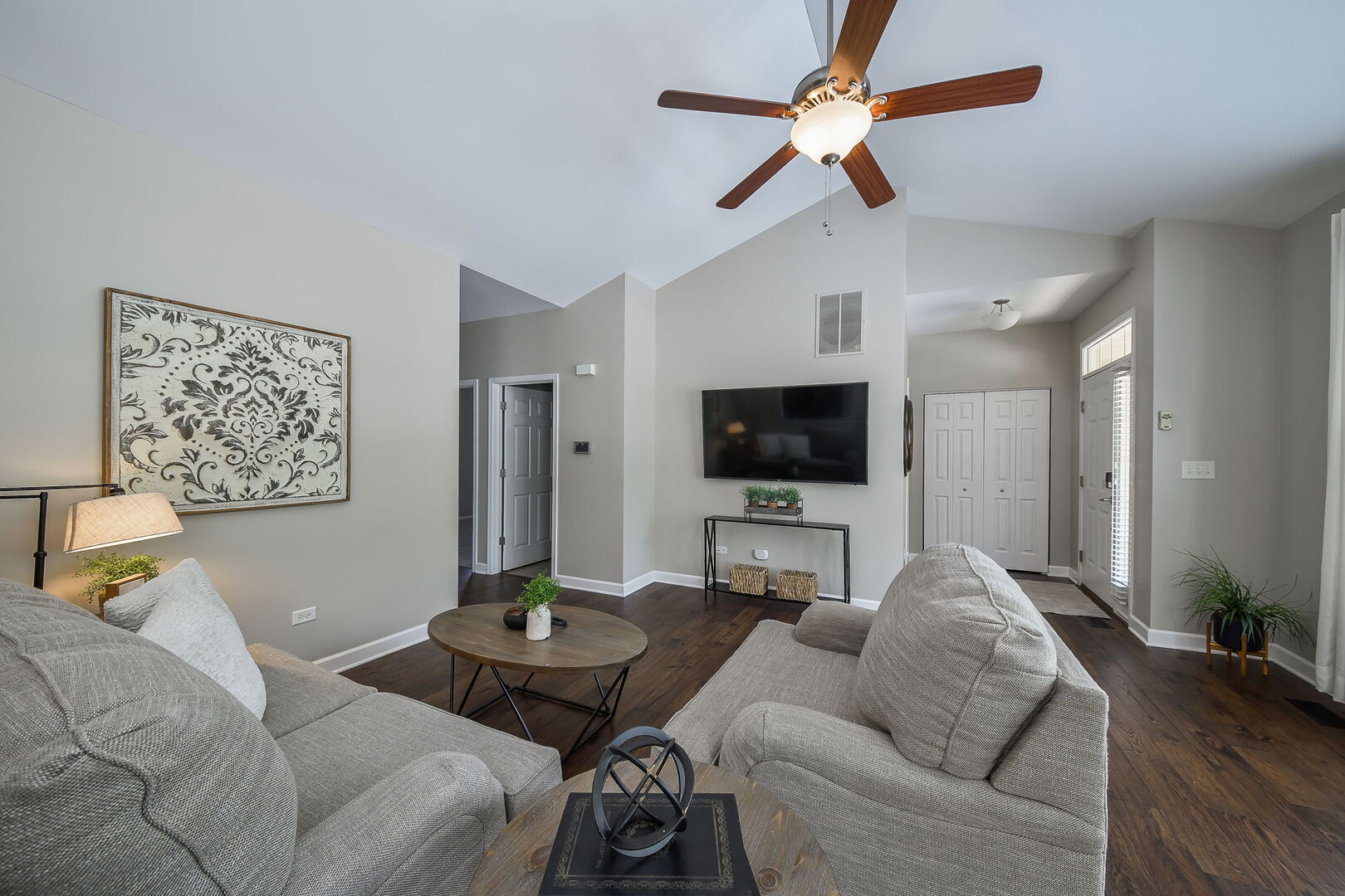 1850 FOXRIDGE Court