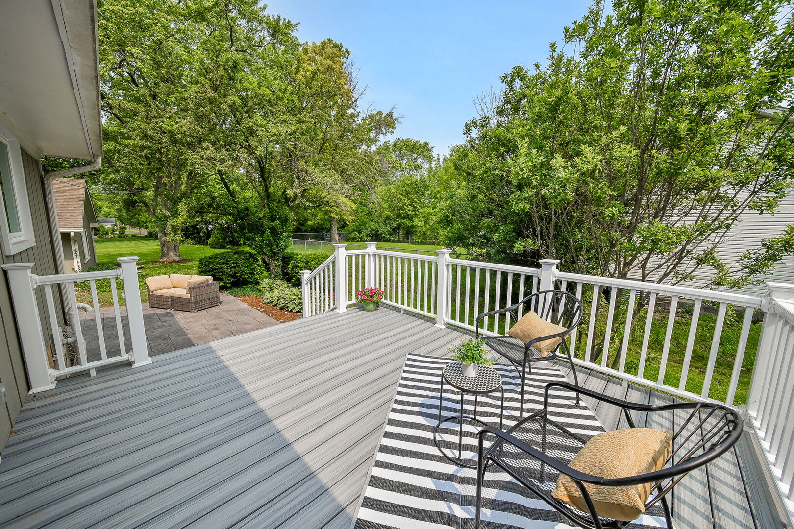 493 Sunset Drive