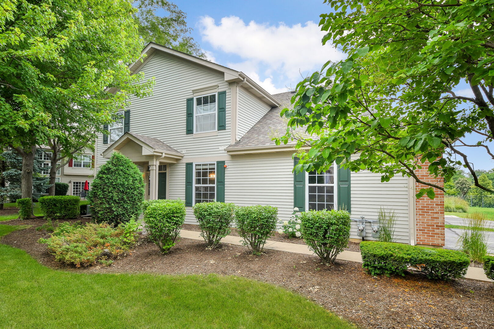 838 Stuarts Drive