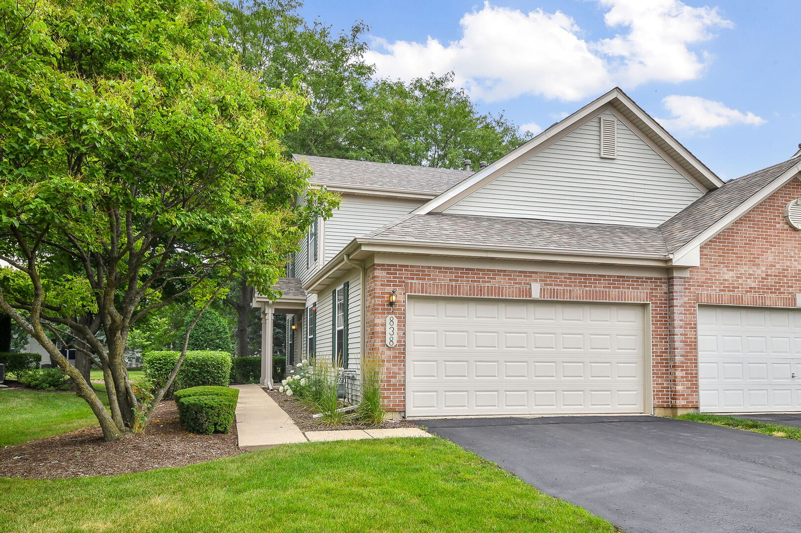 838 Stuarts Drive