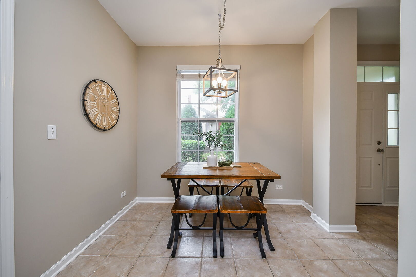 838 Stuarts Drive