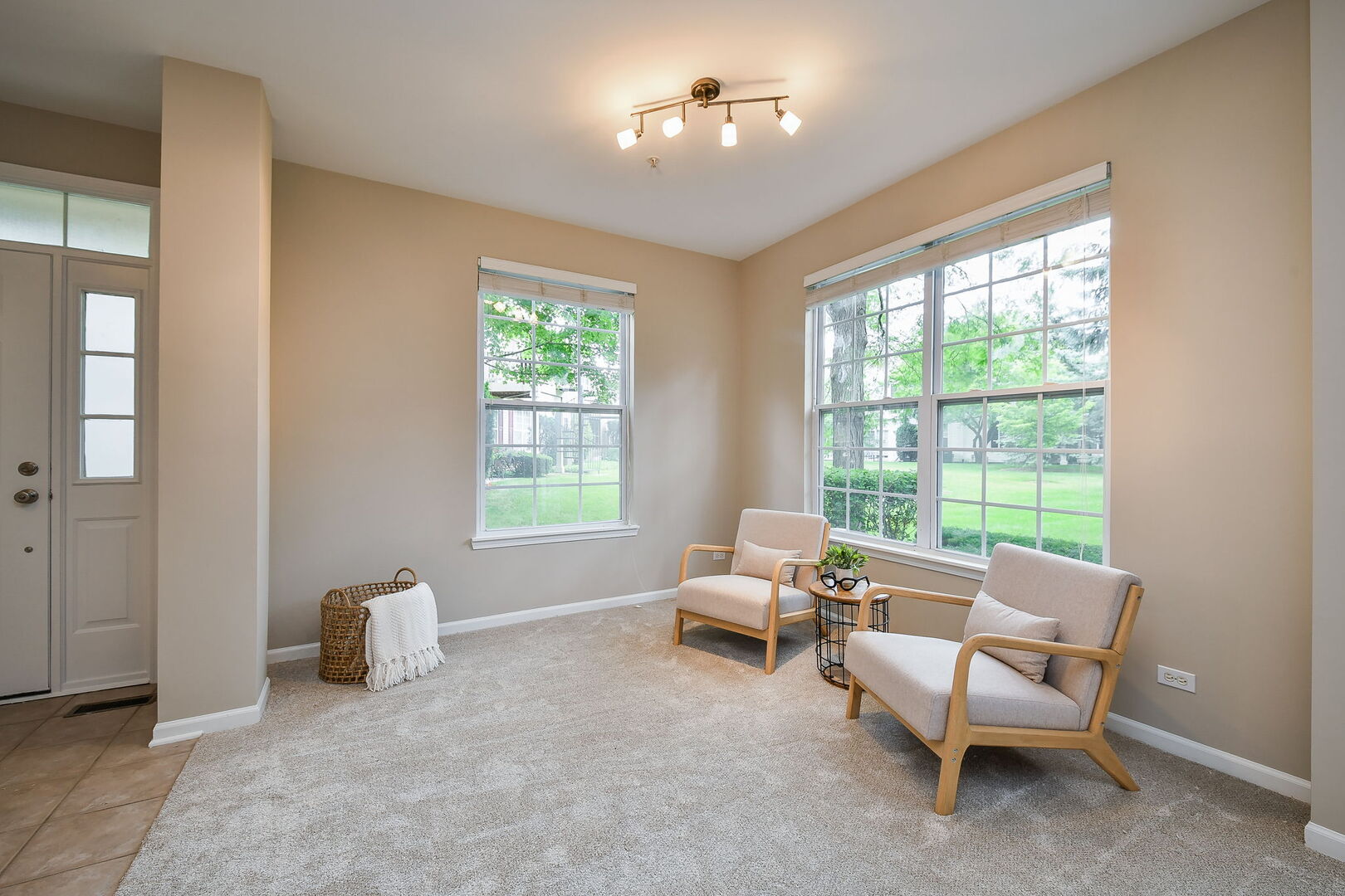 838 Stuarts Drive