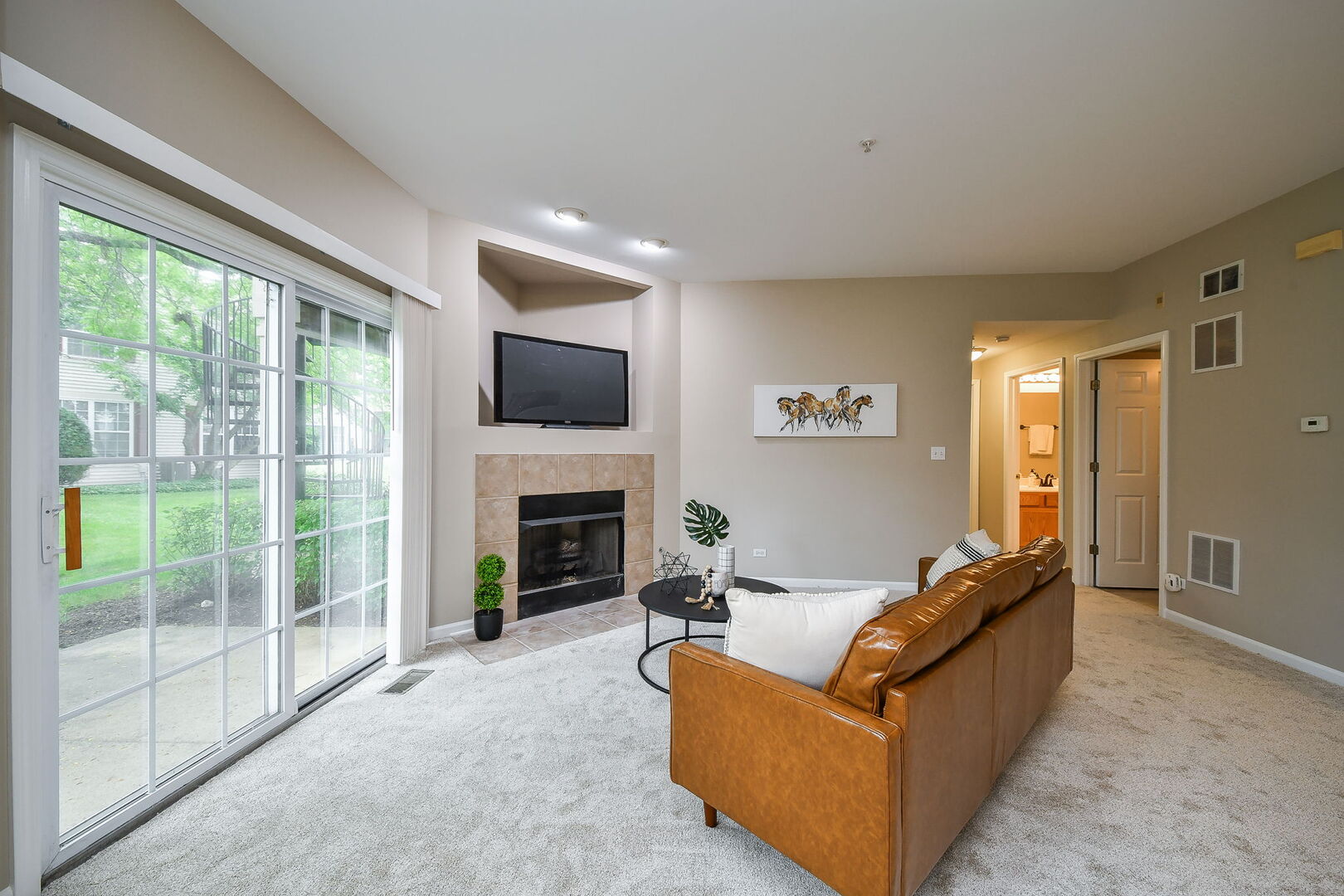 838 Stuarts Drive