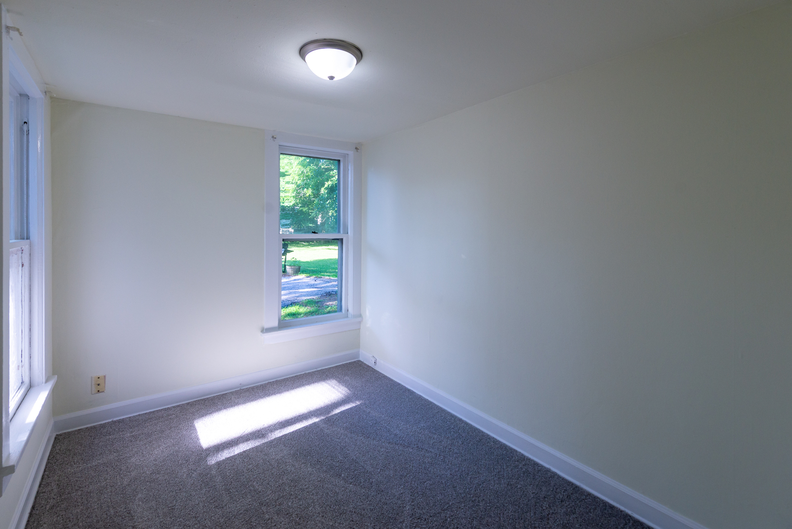 336 MAIN Street Unit: 1R