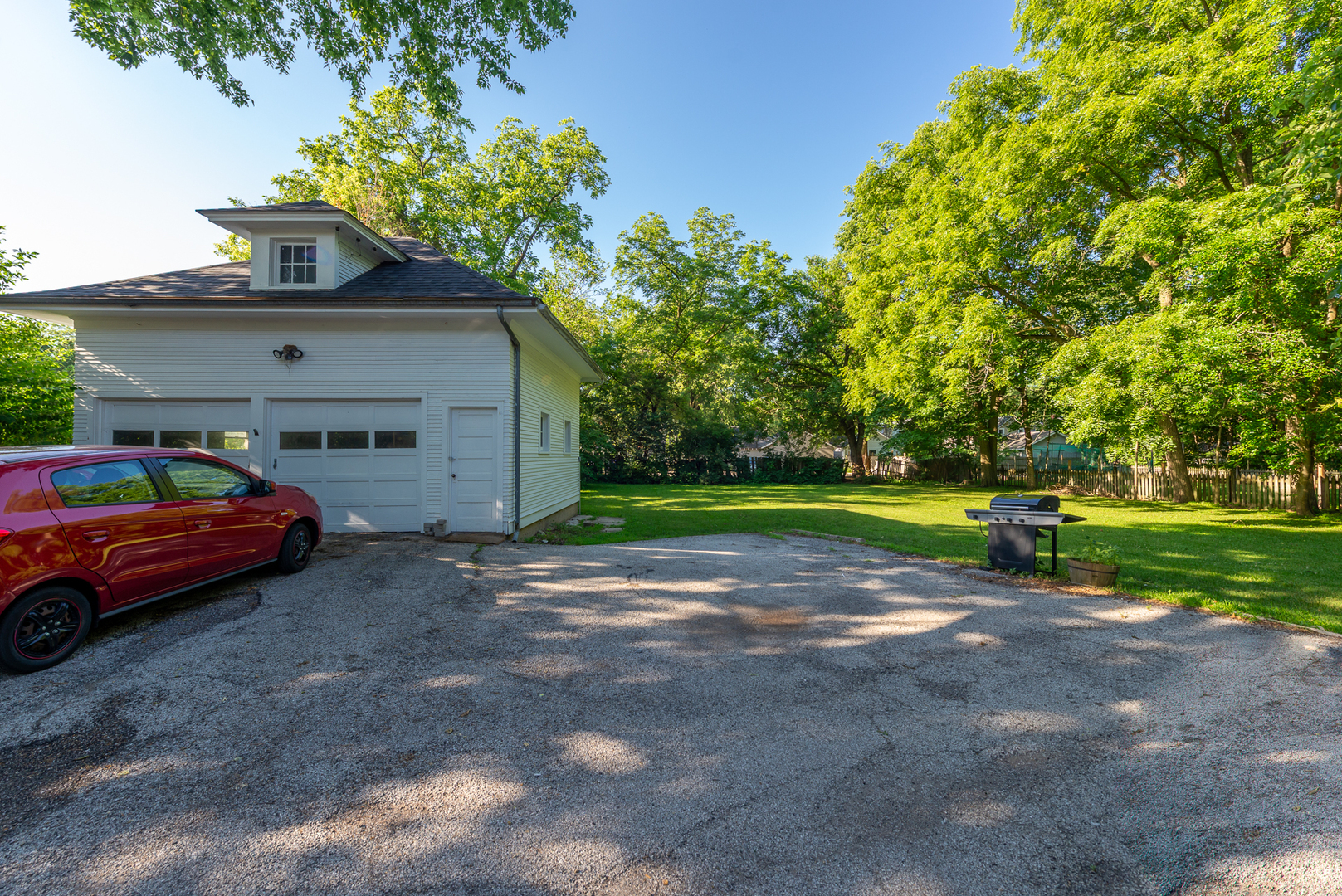 336 MAIN Street Unit: 1R