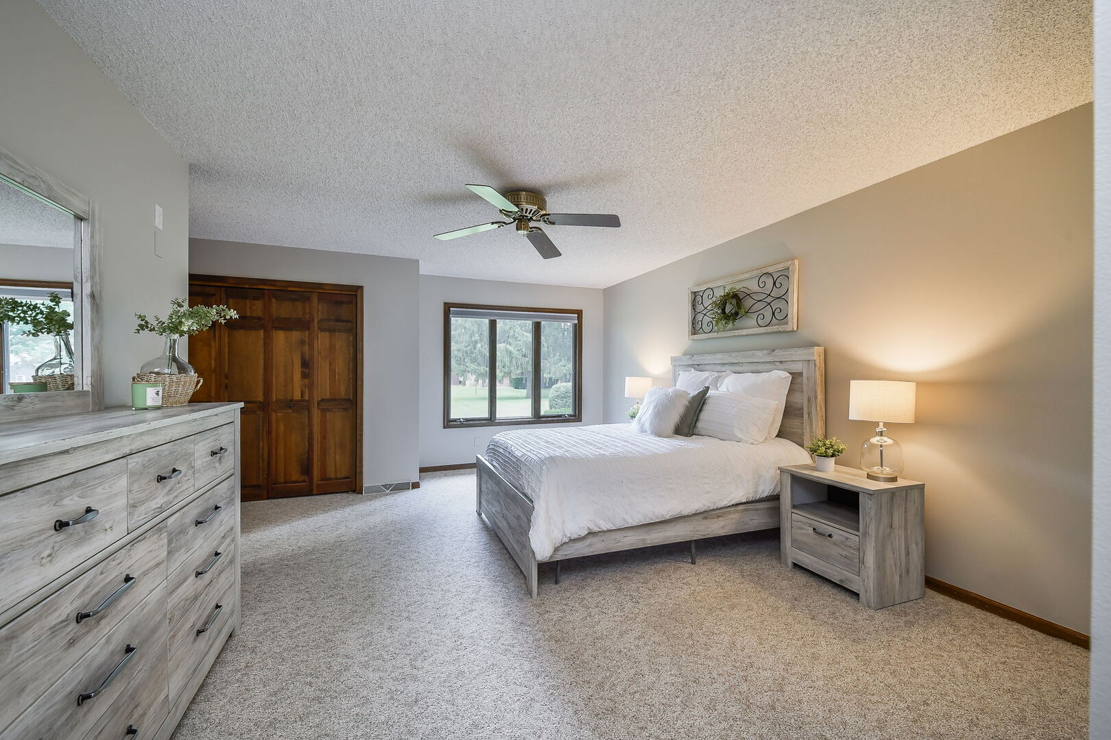 38W140 Rosewood Drive