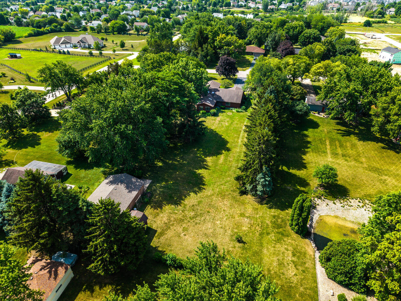 38W140 Rosewood Drive