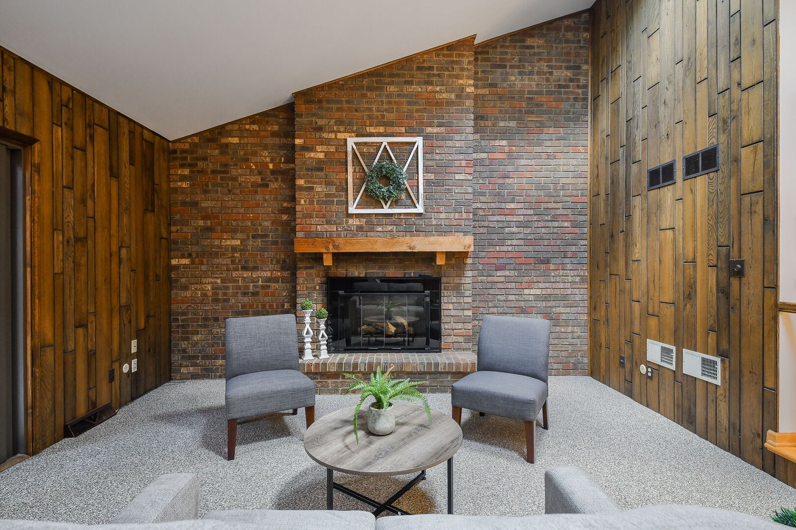 38W140 Rosewood Drive