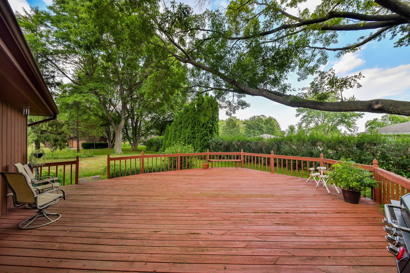 38W140 Rosewood Drive