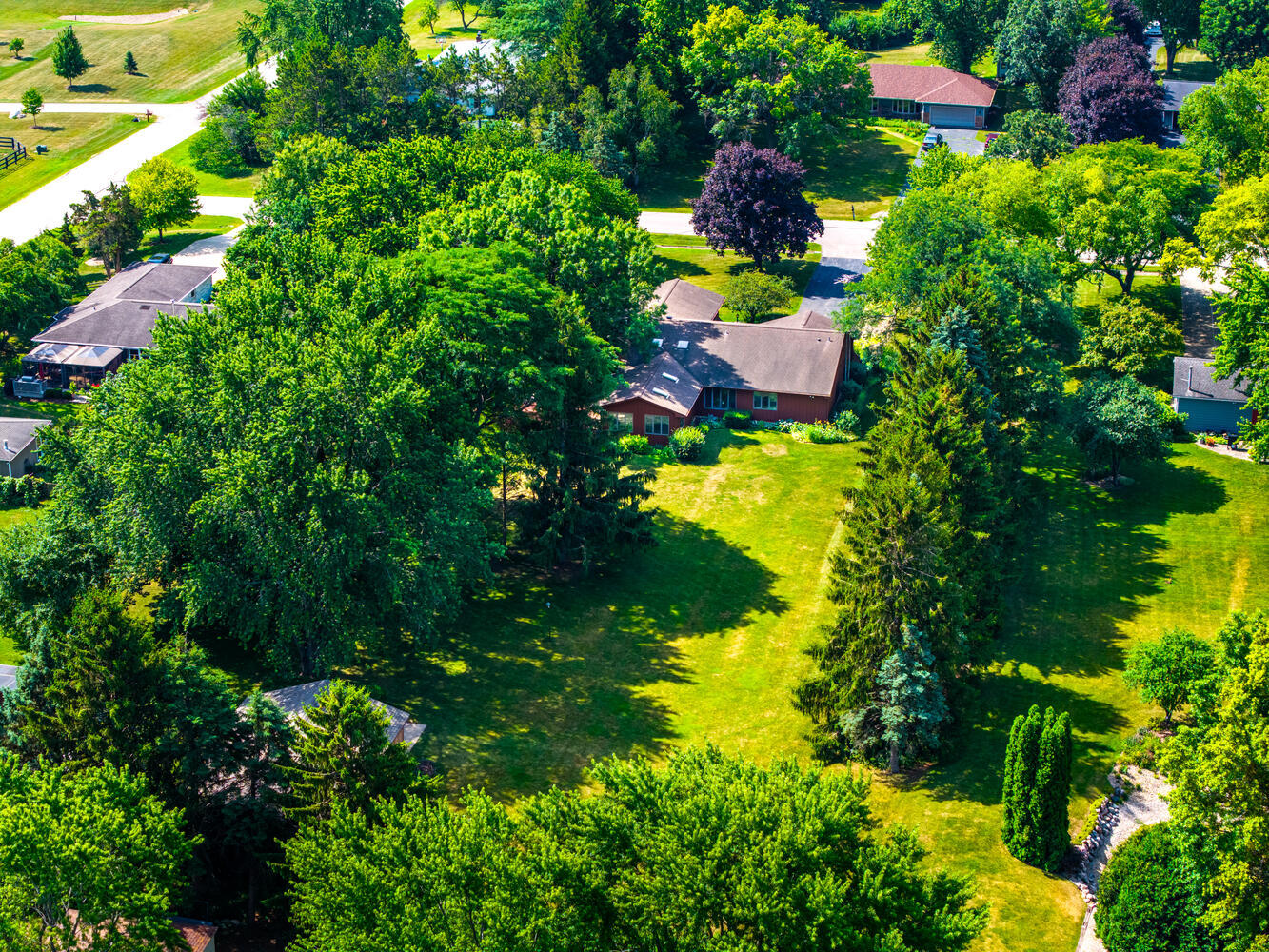 38W140 Rosewood Drive