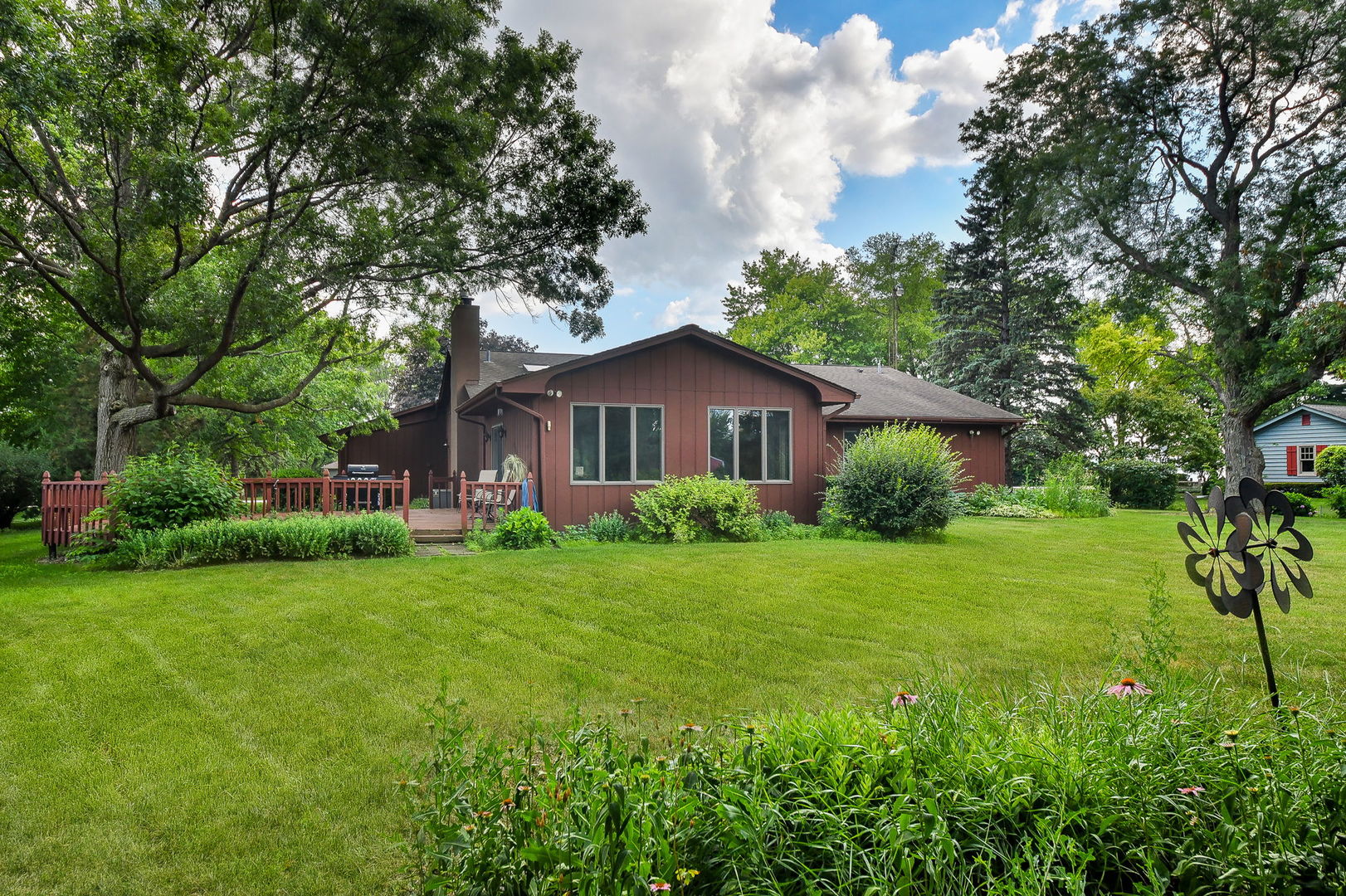 38W140 Rosewood Drive