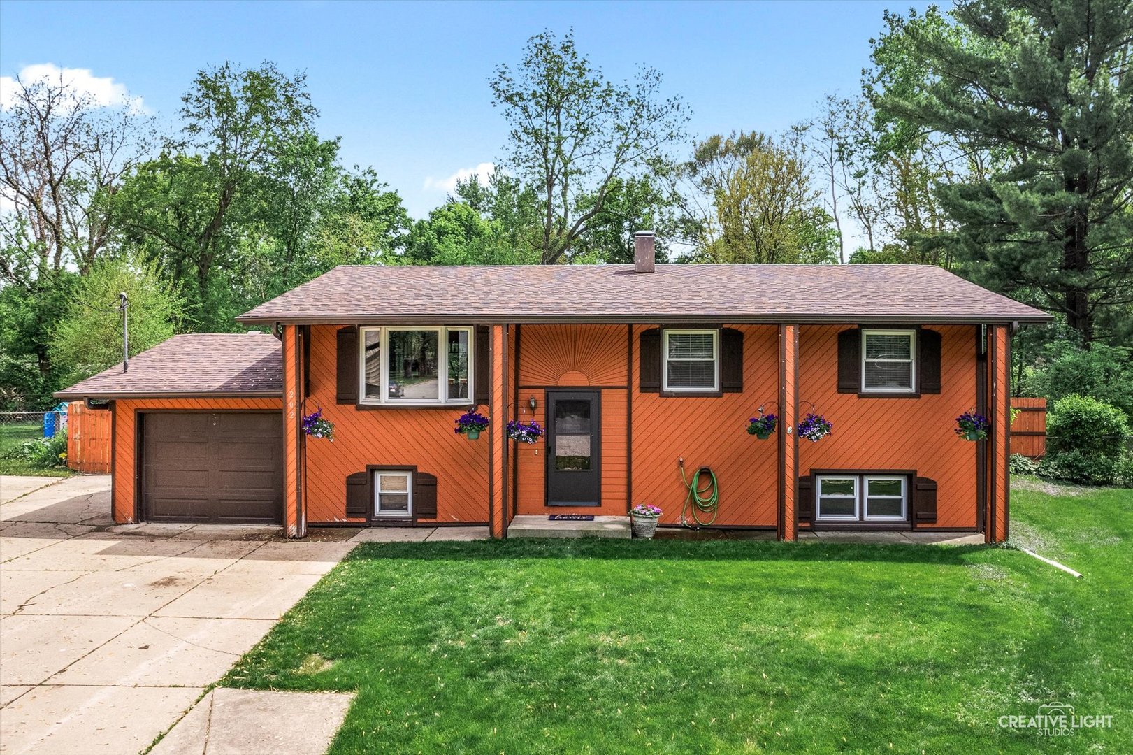 202 N Forest Avenue