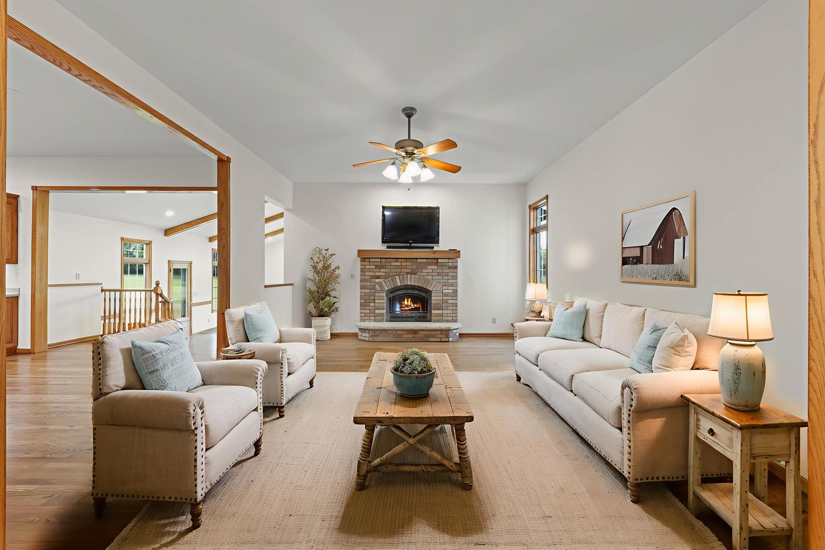 5065 E Sleepy Hollow Road